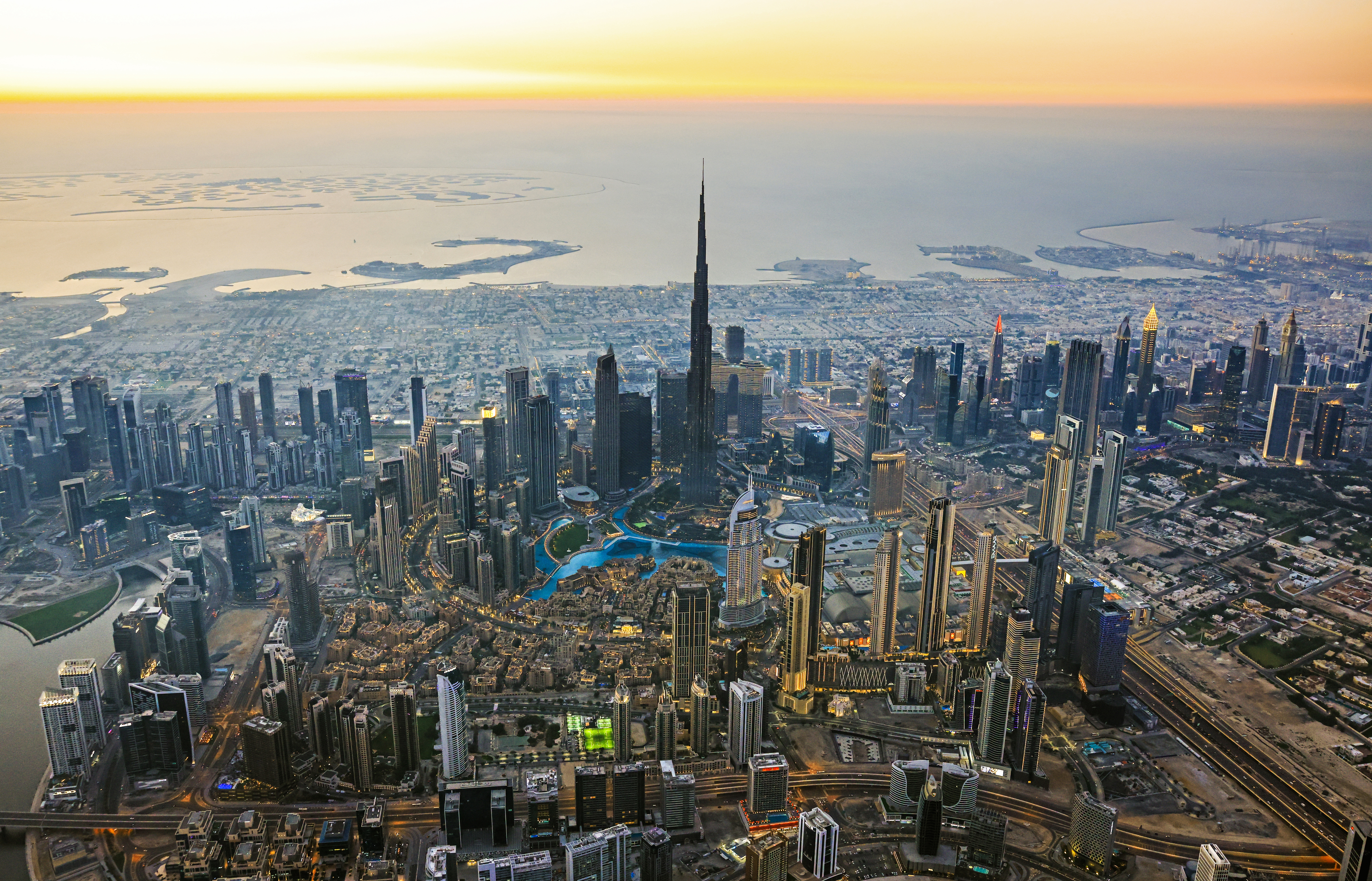 what the burj khalifa would look like from an airplane without the window getting in the way