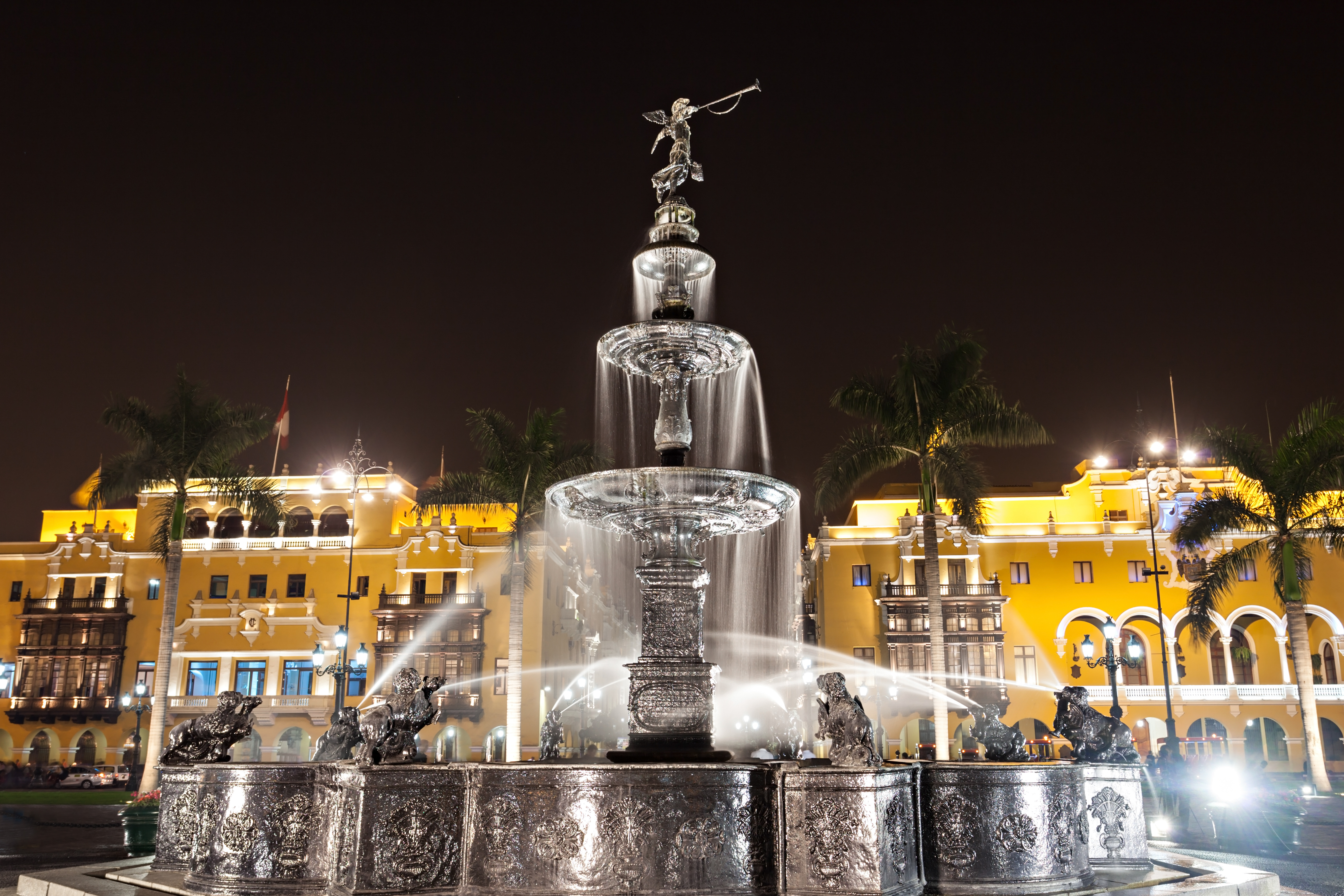The fountain in Plaza Mayor, Lima, Peru