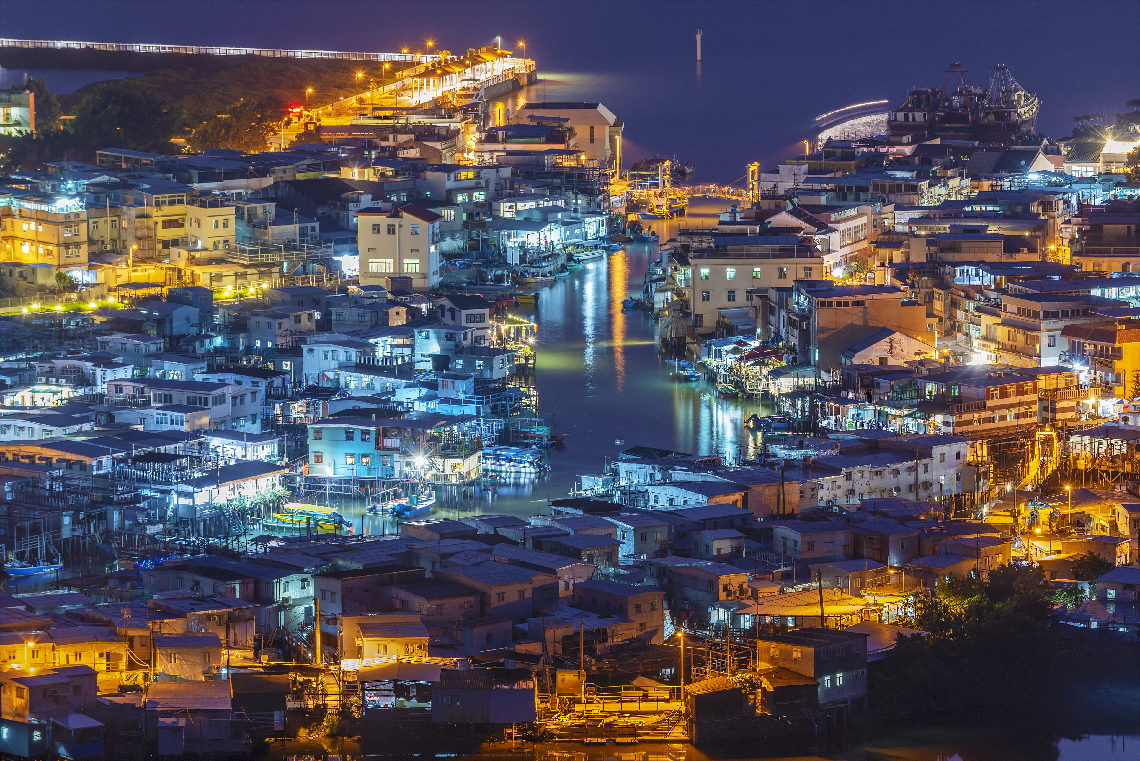 Night scenery of Tai O fishing village in Hong Kong