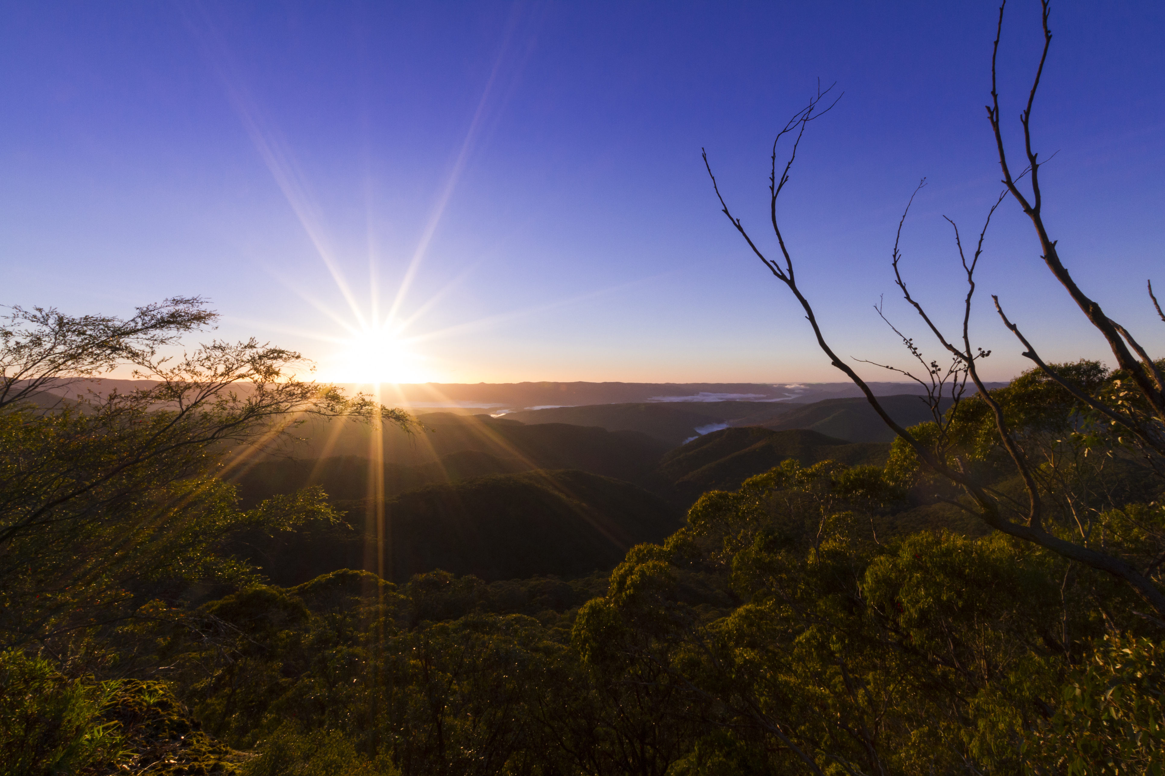 Sunrise view, looking east from Splendor rock, Blue Mountains Australia.