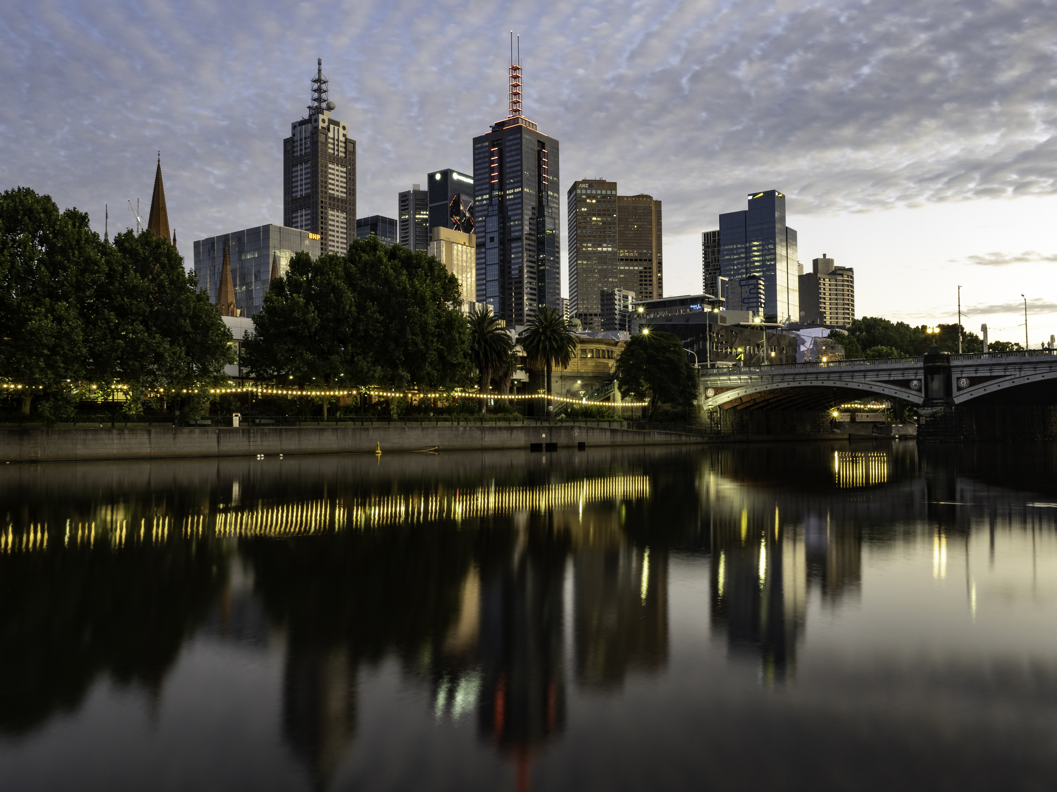 Melbourne skyline and Yarra River early morning