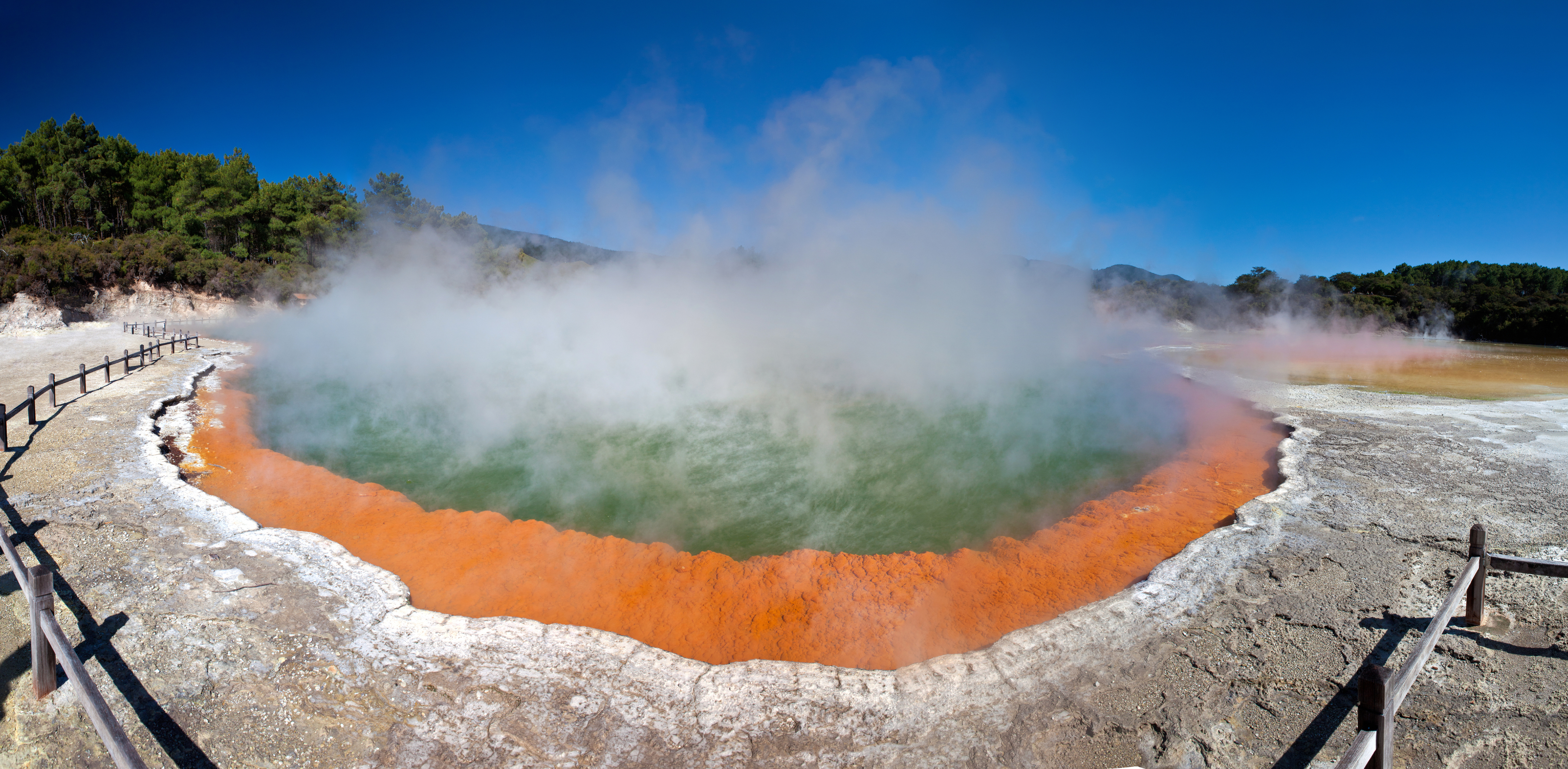 Champagne pool, Wai-O-Tapu Thermal Wonderland, New Zealand