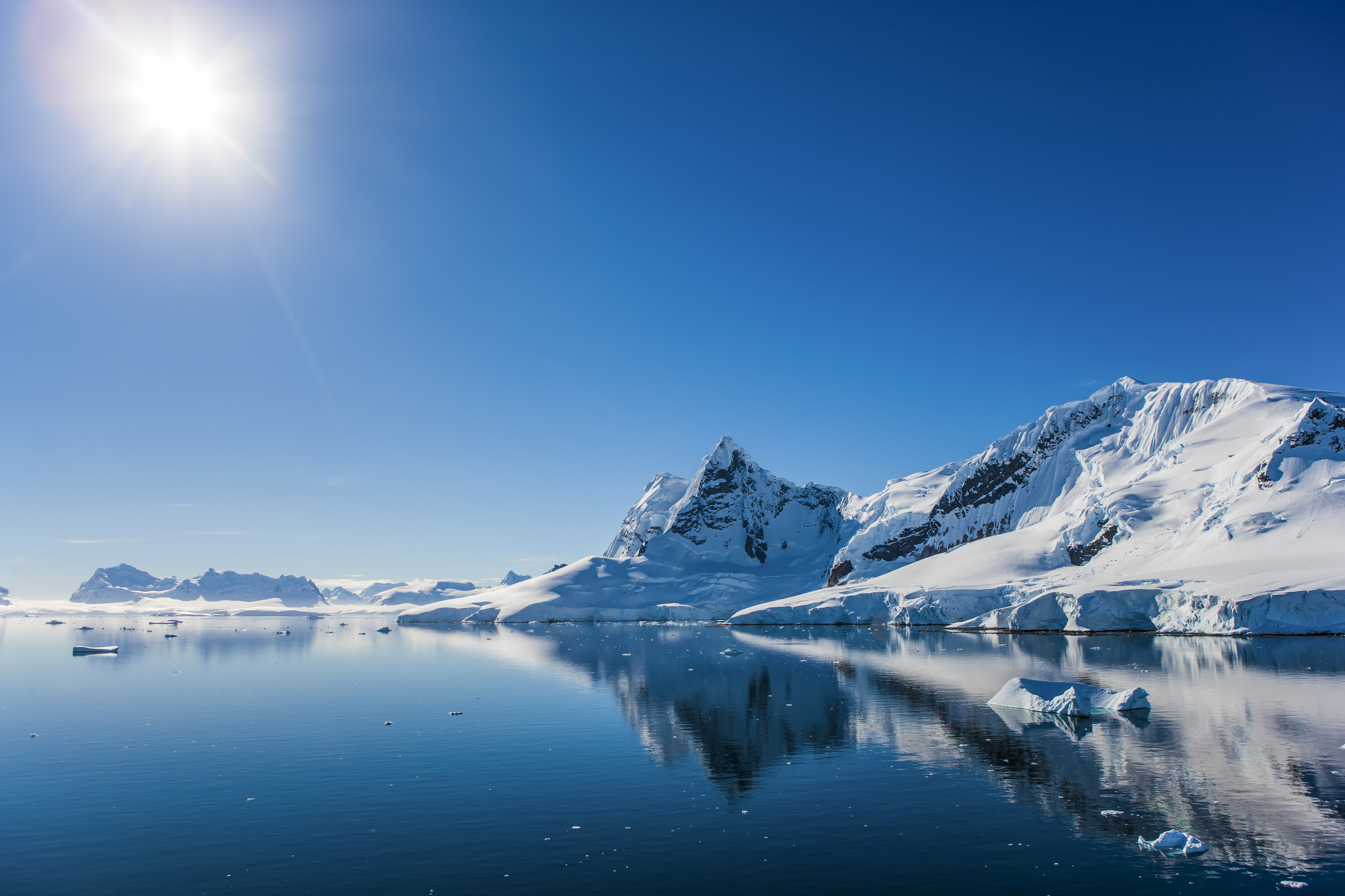 Beautiful afternoon at Antartica