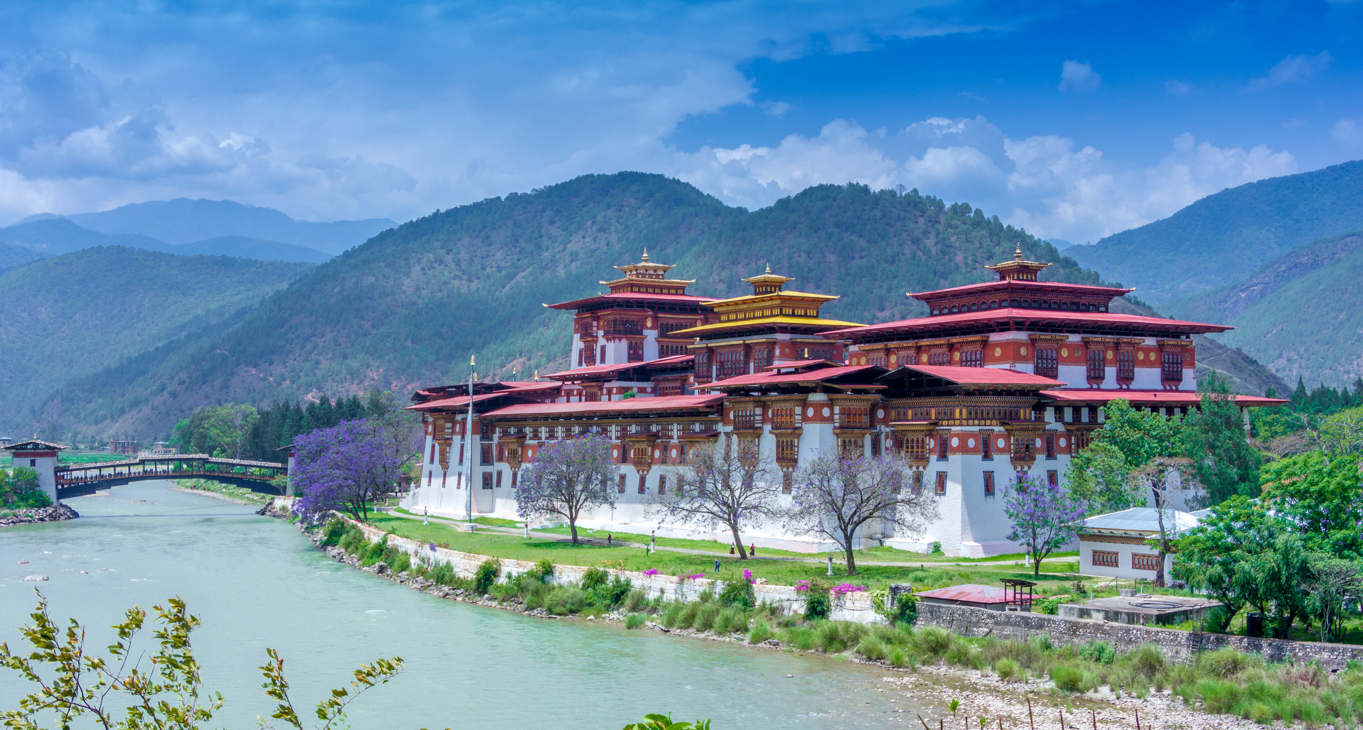 Punakha Dzong also know as Pungtang Dechen Photrang Dzong, Punakha, Bhutan