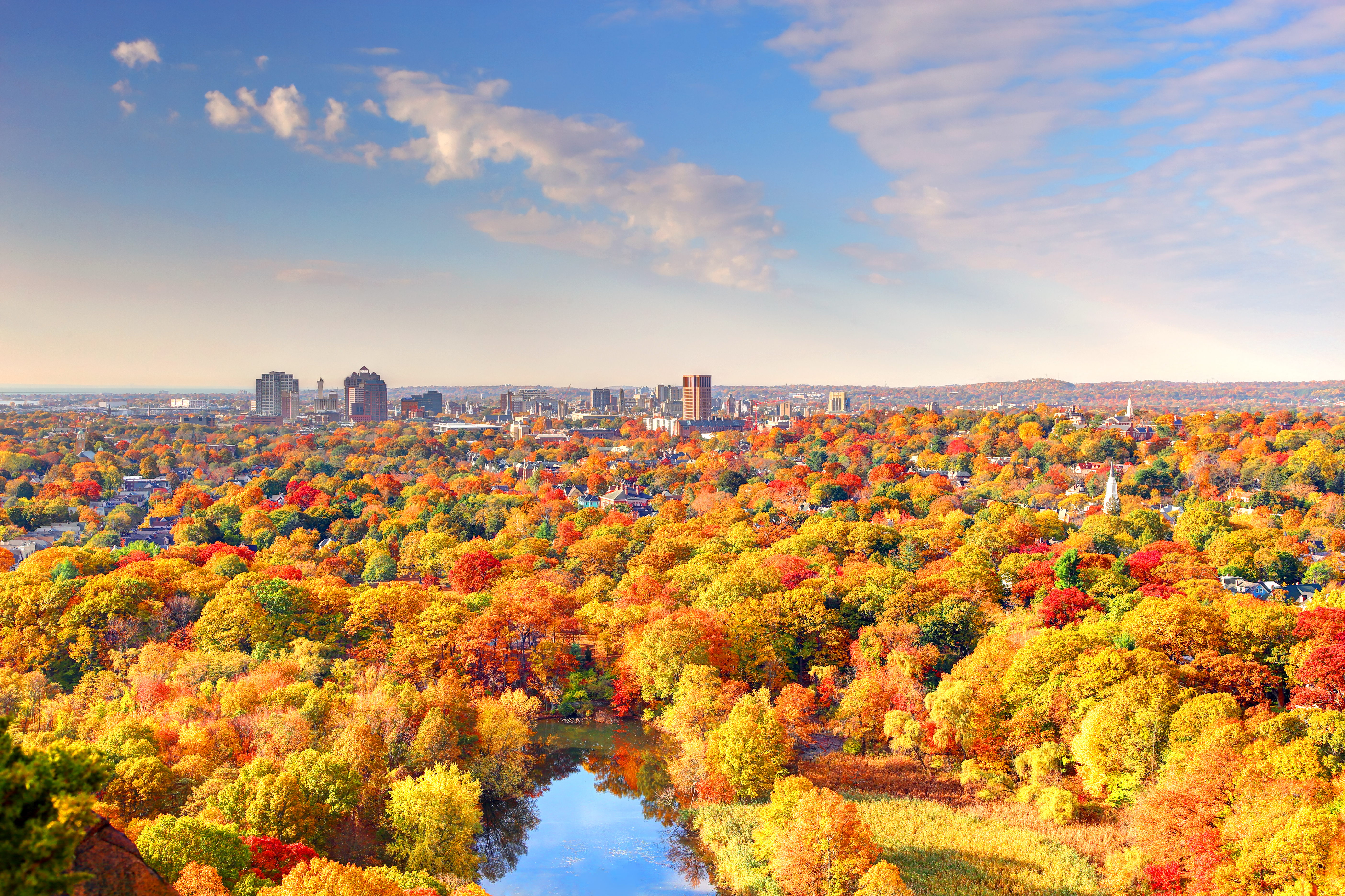 Stunning fall foliage in New Haven is the second-largest city in Connecticut.