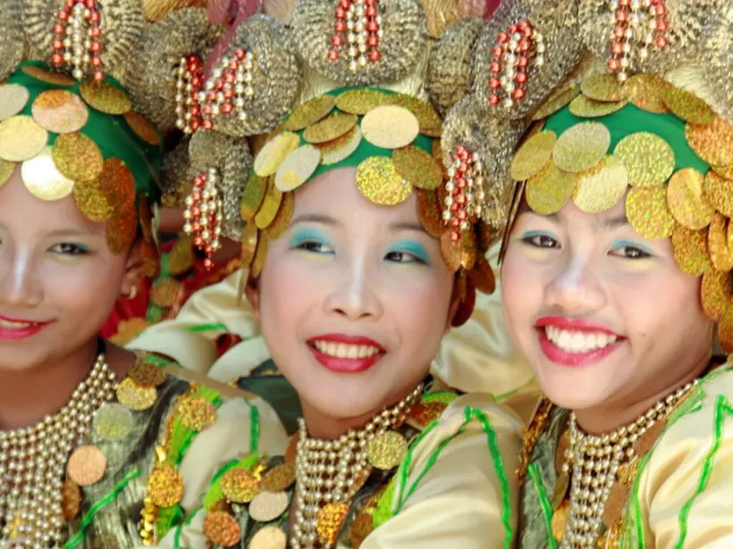 Aliwan Fiesta - an event that gathers different Philippino cultures