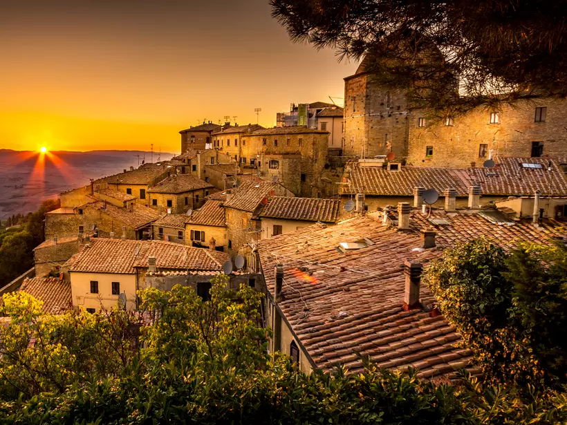 A product of the Middle Ages, Volterra offers commanding views of the Tuscan countryside