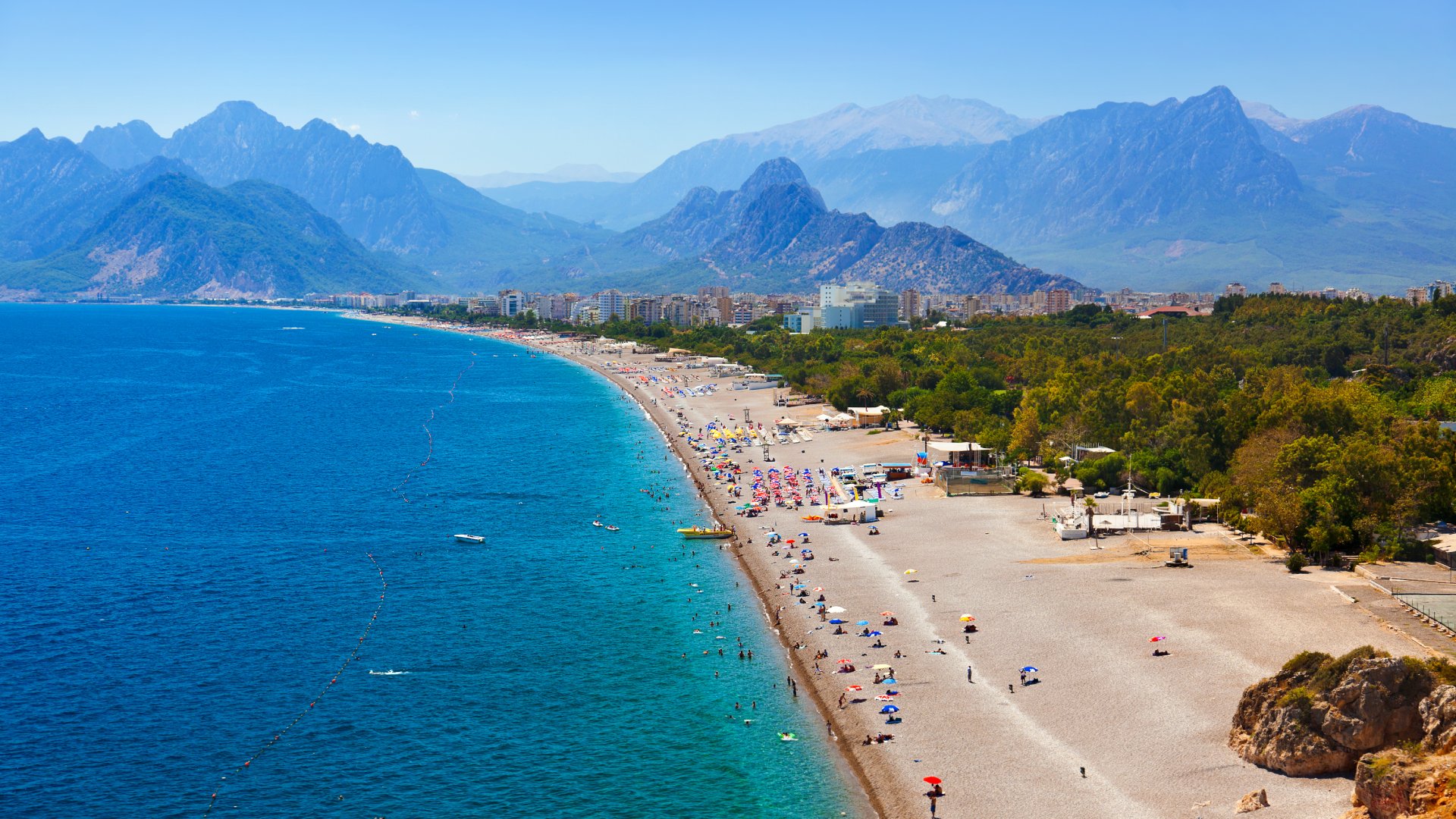 Beach at Antalya, Türkiye