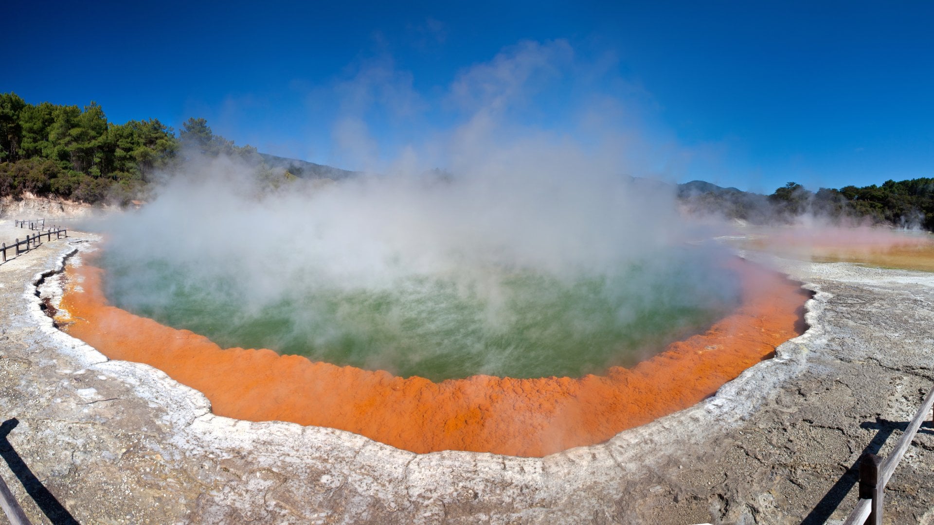 Champagne pool, Wai-O-Tapu Thermal Wonderland, New Zealand