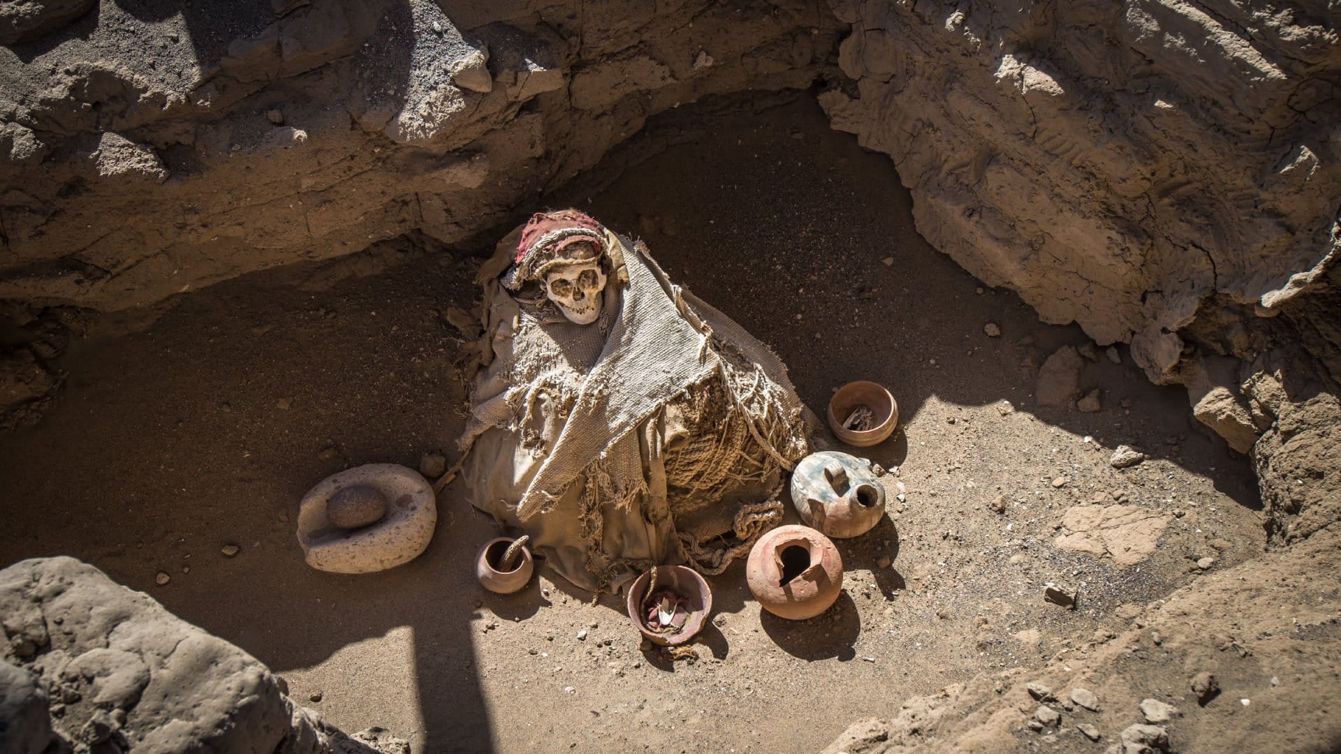 Chauchilla Cemetery with pre-Incan mummies in Nazca desert, Peru