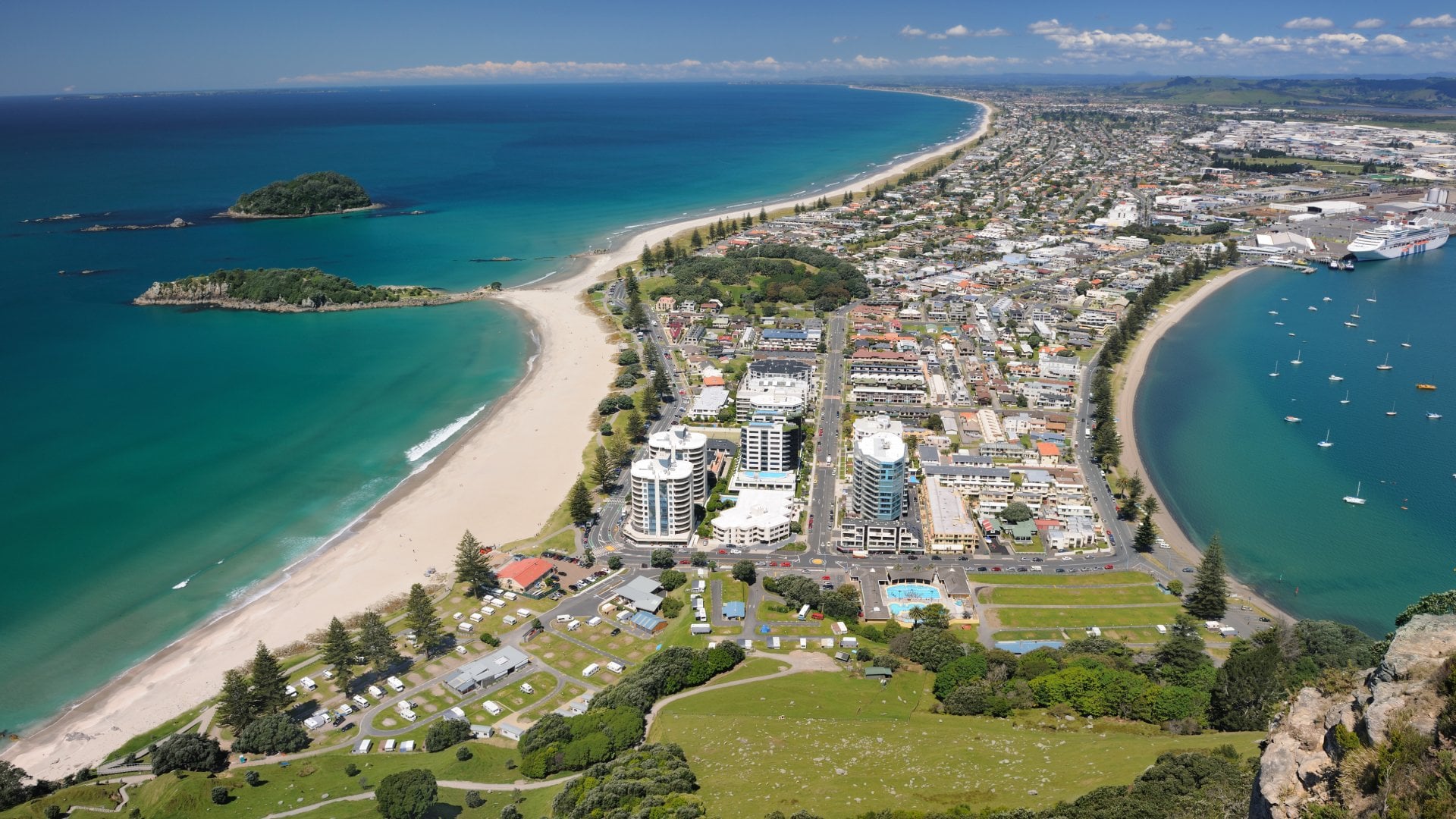 Mt. Maunganui, Bay of Plenty, New Zealand 