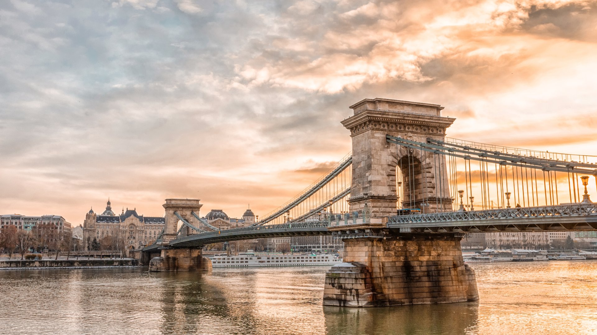 Panoramic view of Budapest city and Chain Bridge on a frosty snowy winter morning