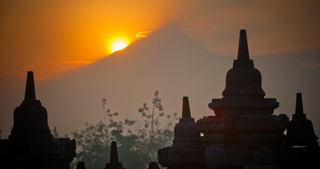 Borobudur temple at sunrise