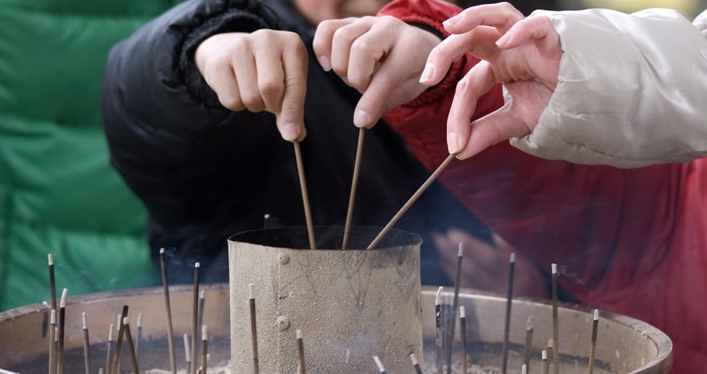 Burning incense Burning incense