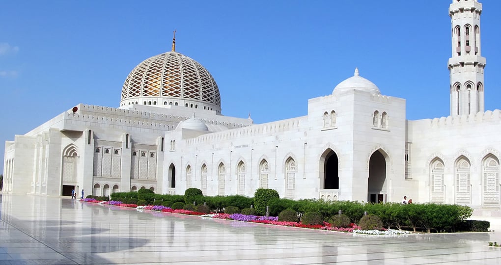 Sultan Qaboos Grand Mosque is a included stop on all Muscat tours. Sultan Qaboos Grand Mosque is a included stop on all Muscat tours.