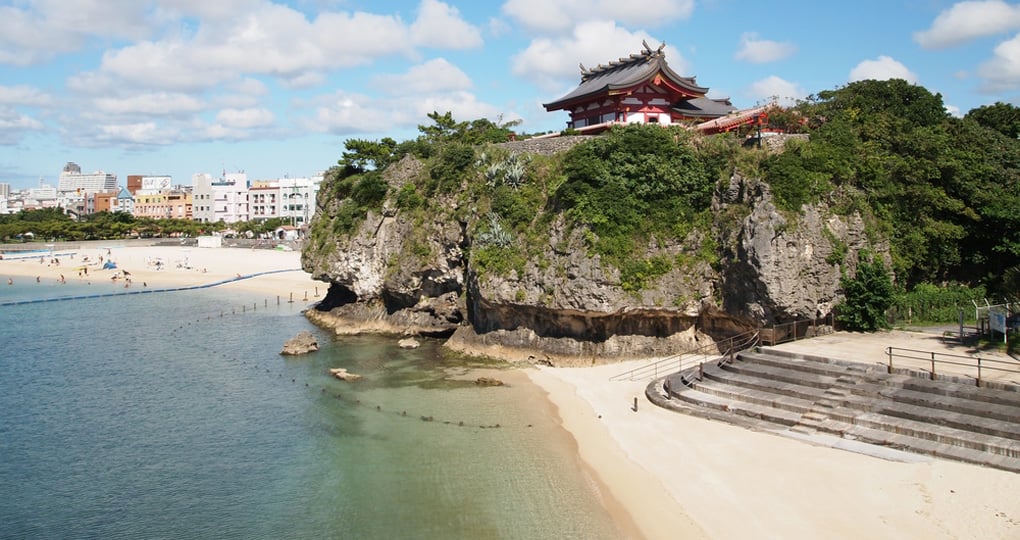 Shrines in Okinawa are always a great photo opportunity while on your Japanese vacation. Shrines in Okinawa are always a great photo opportunity while on your Japanese vacation.