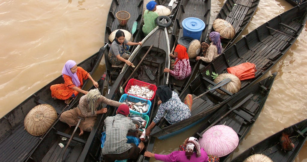 Market day in Borneo - always a highlight of Malaysia tours.