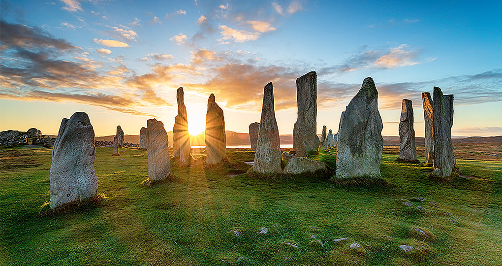 Visit the standing stones that predate Stonehenge at the Callanish Standing Stones Visit the standing stones that predate Stonehenge at the Callanish Standing Stones