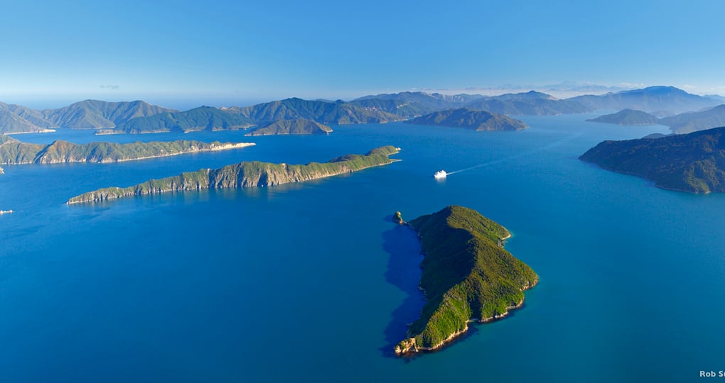 The scenery in Malborough Sounds is stunning and is a great photo opportunity on all New Zealand Tours The scenery in Malborough Sounds is stunning and is a great photo opportunity on all New Zealand Tours