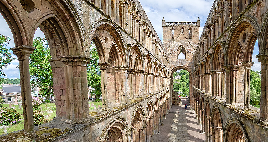 Jedburgh Abbey Ruins, Scotland Jedburgh Abbey Ruins, Scotland