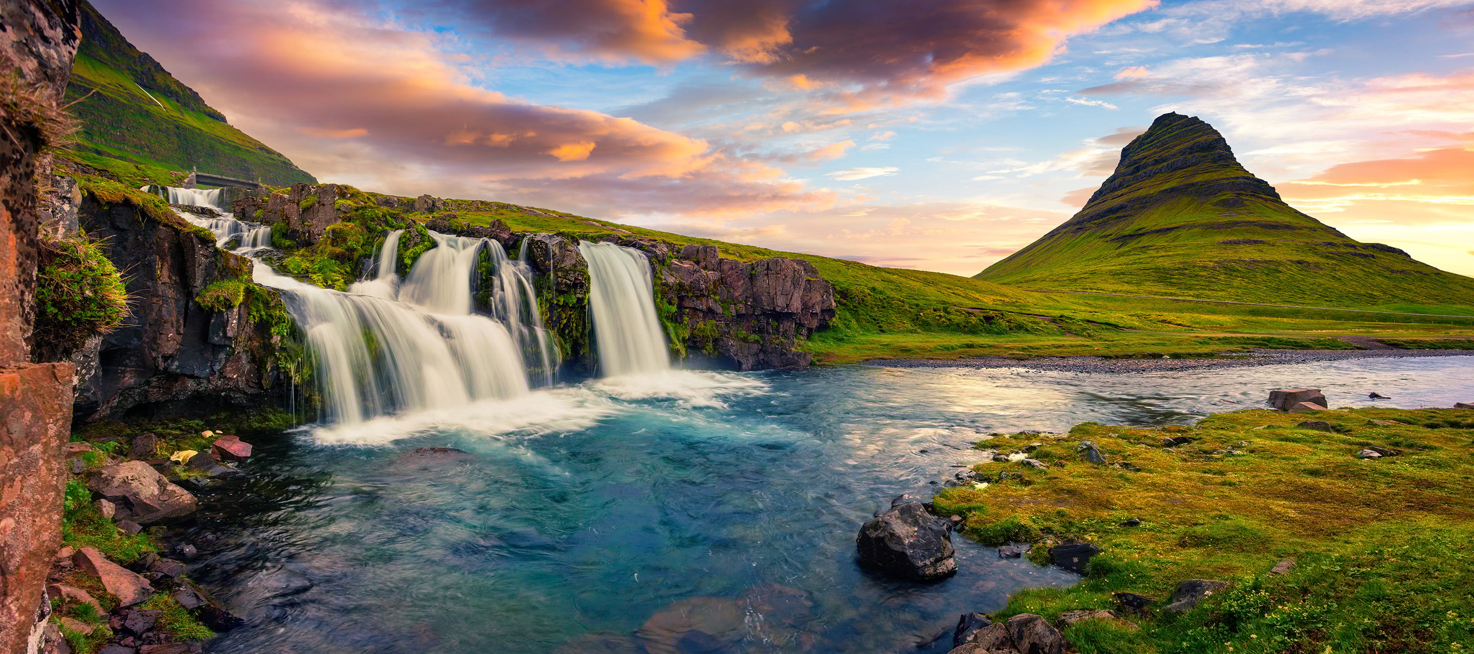 Kirkjufellsfoss Waterfall Kirkjufellsfoss Waterfall