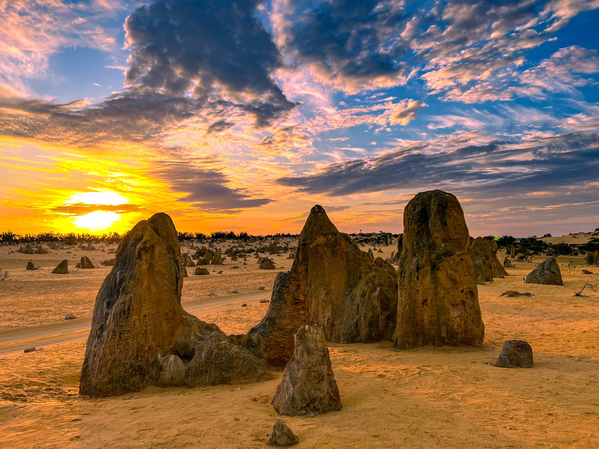 Pinnacles Desert, Western Australia Pinnacles Desert, Western Australia
