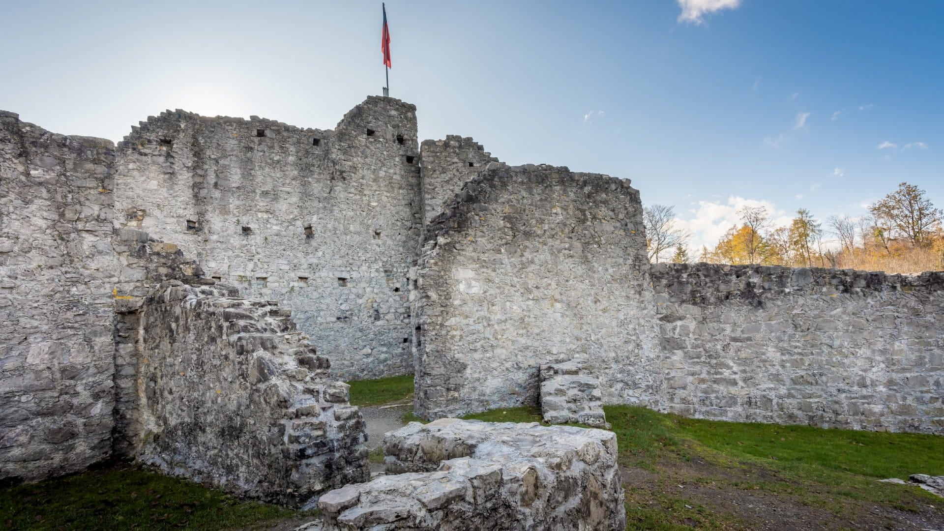 Upper Castle Ruins (Obere Burg) 