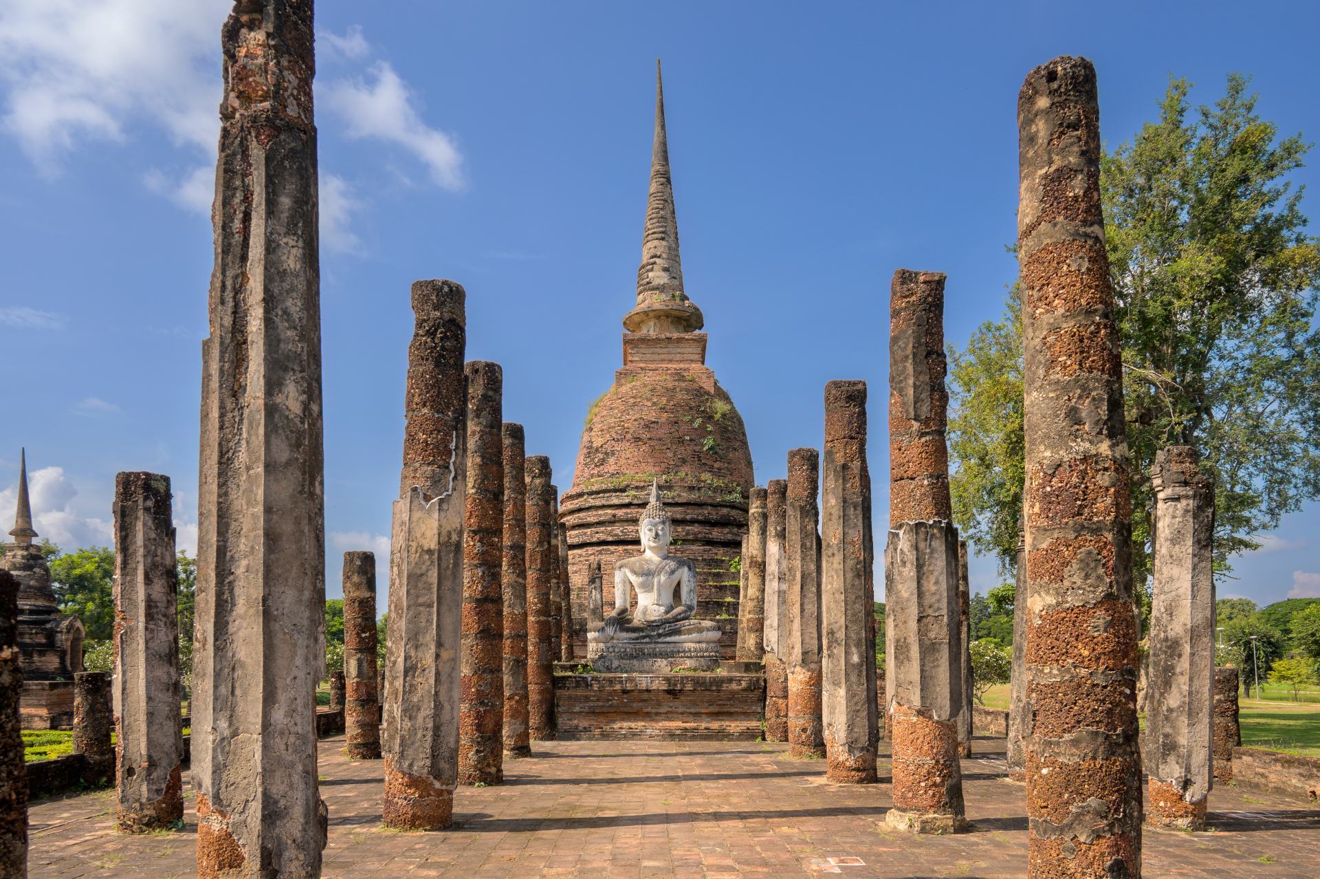 Wat Sa Si, Sukhothai National Historical Park Wat Sa Si at Sukhothai National Historical Park, Sukhothai, Thailand