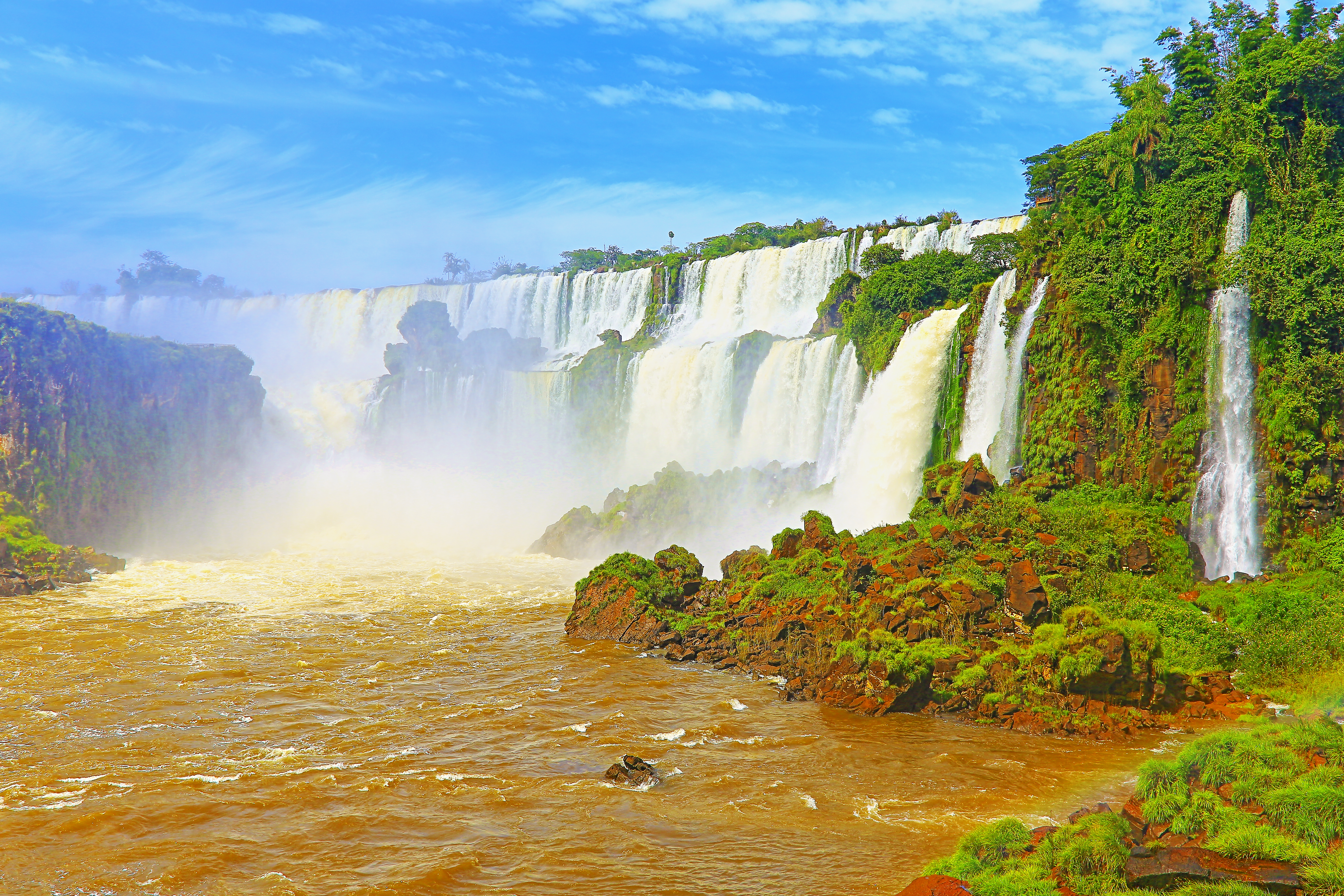The Devil's Throat, Iguaca Falls
