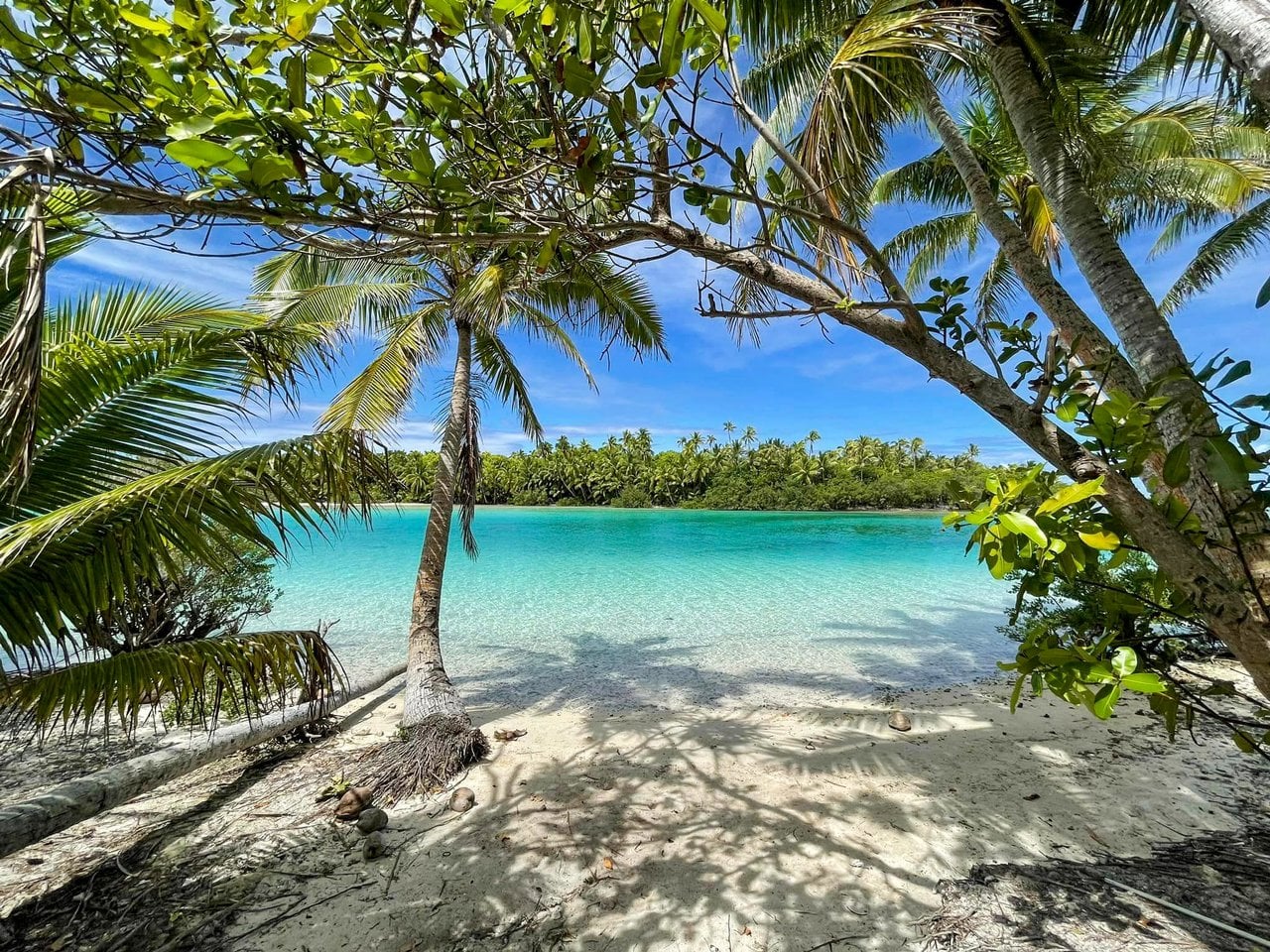 Essence of the Cook Islands