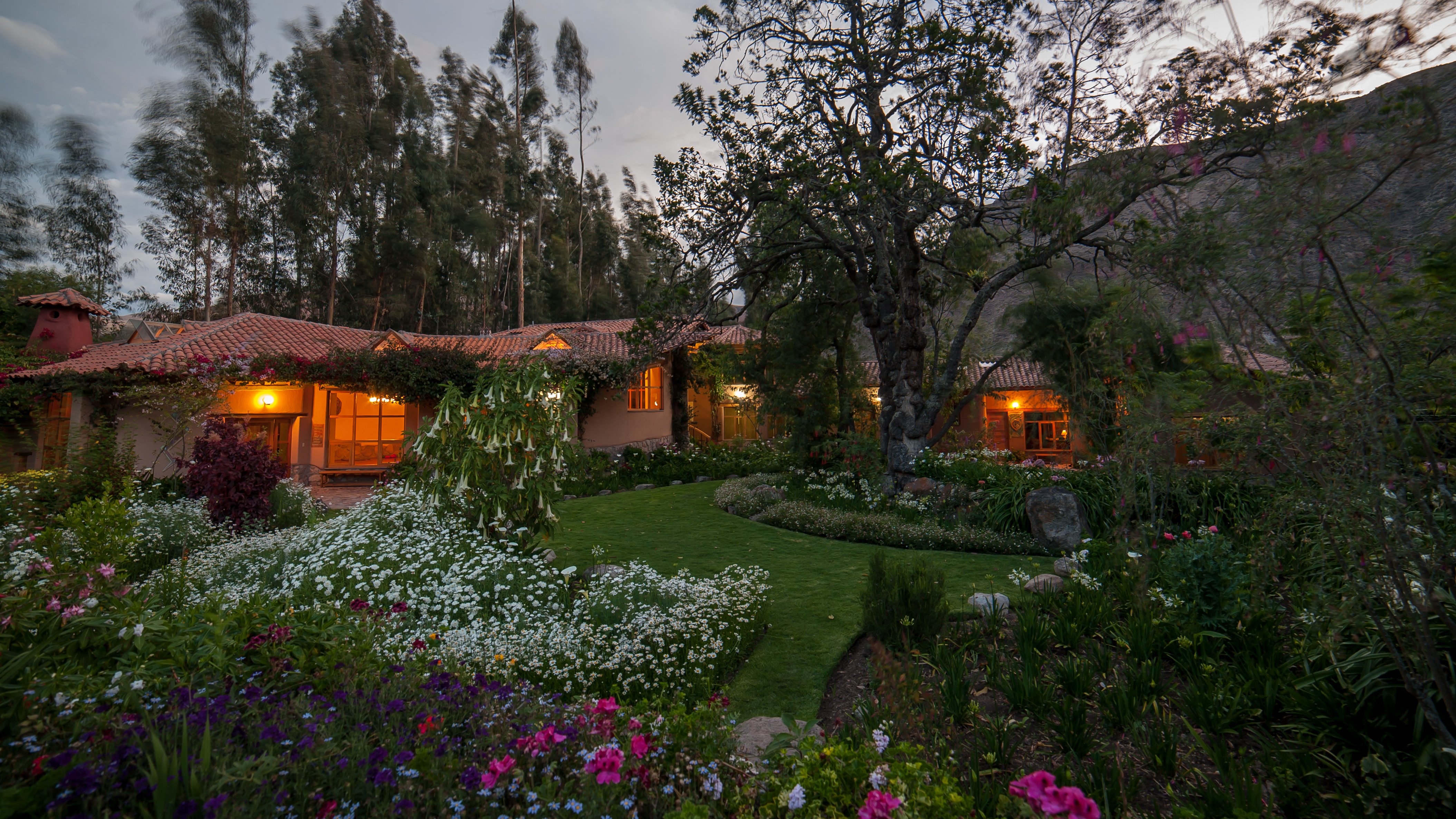 The Willka T'ika Garden Guest Retreat