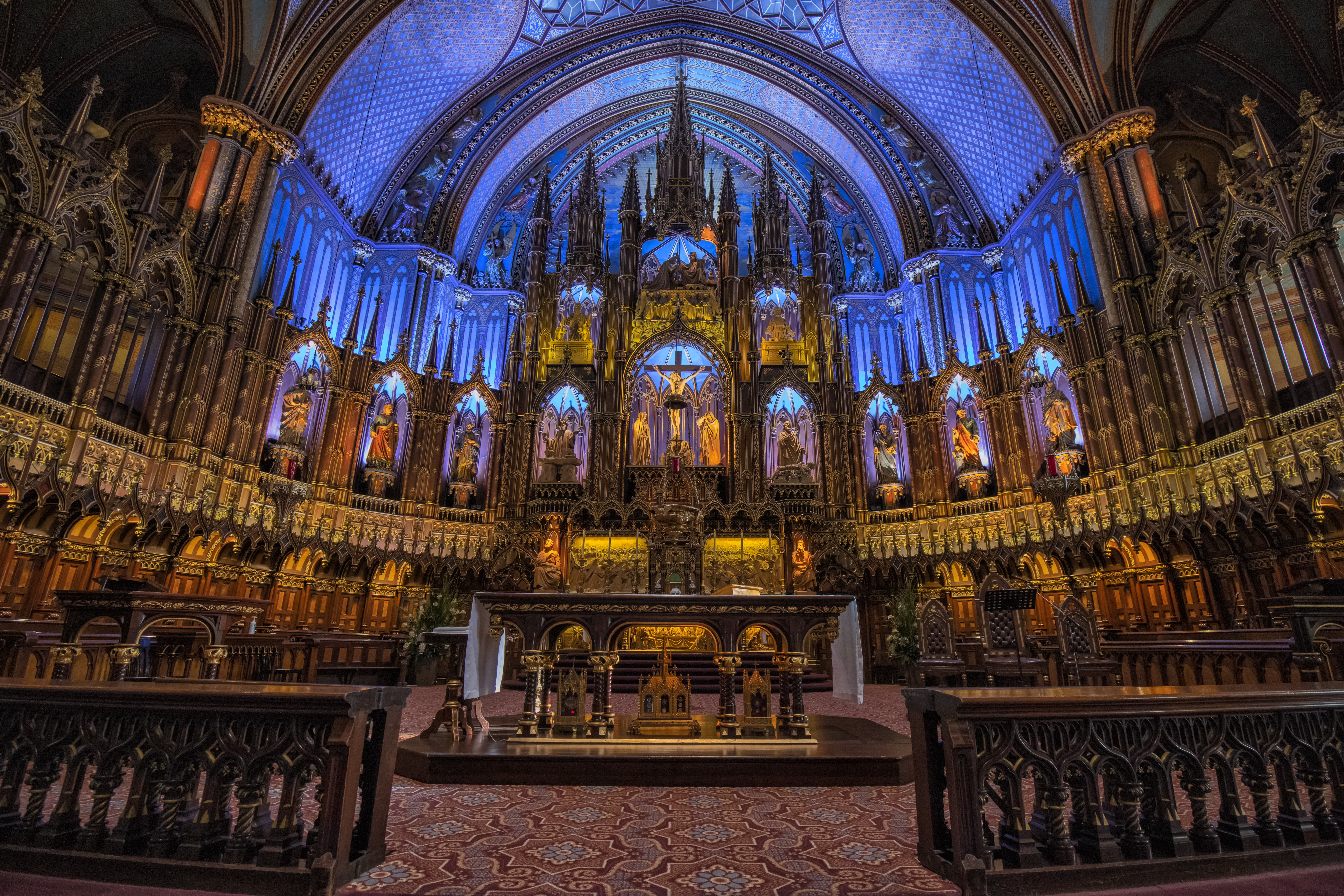 Interior view of Notre Dame Basilica