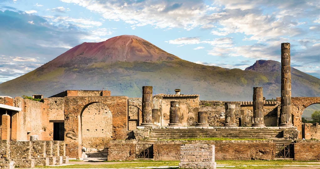 Step outside of Naples to tour the preserved history of Pompeii Step outside of Naples to tour the preserved history of Pompeii