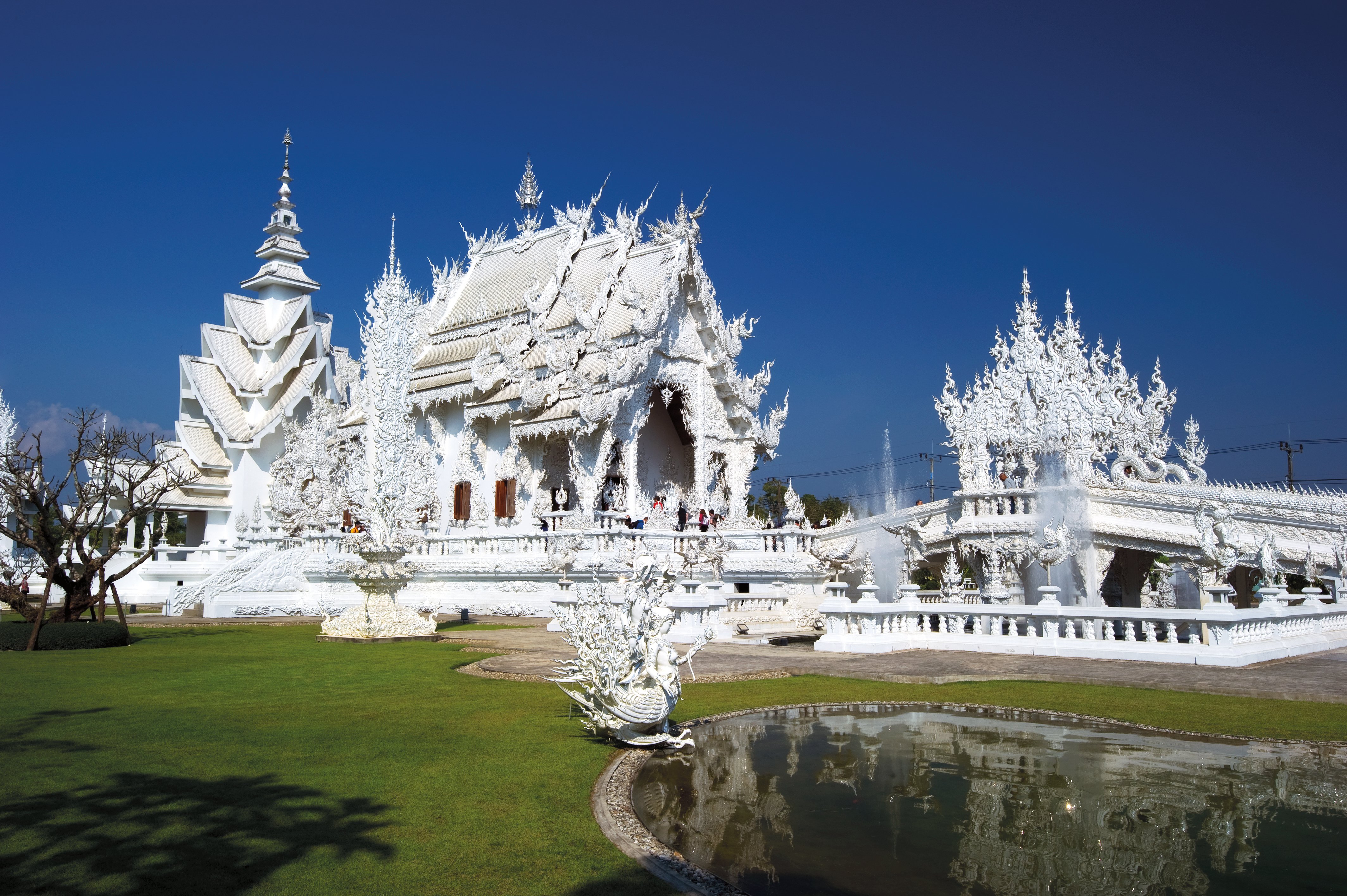 Wat Rong Khun (White Temple) Chiang Rai, Thailand