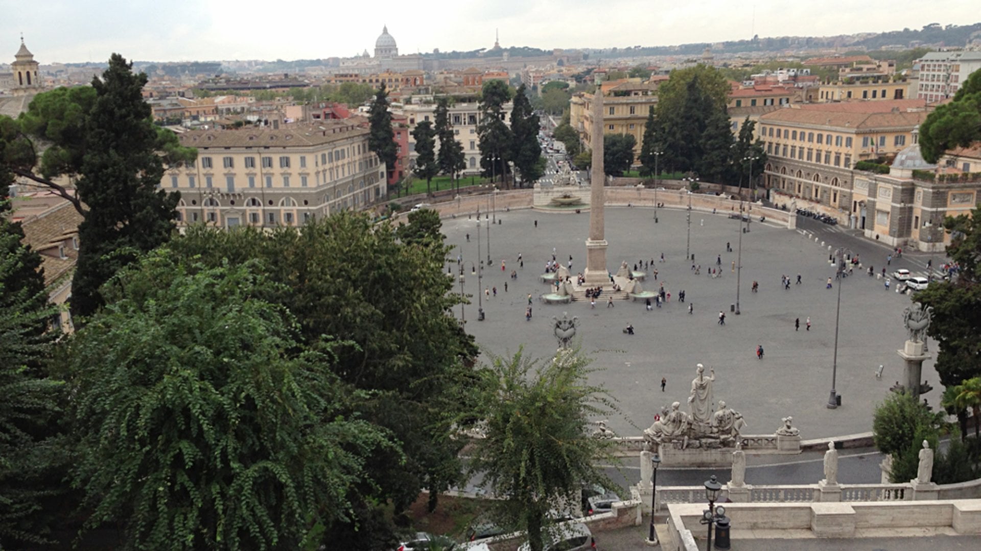 Bob - Piazza del Popolo, Rome, Italy