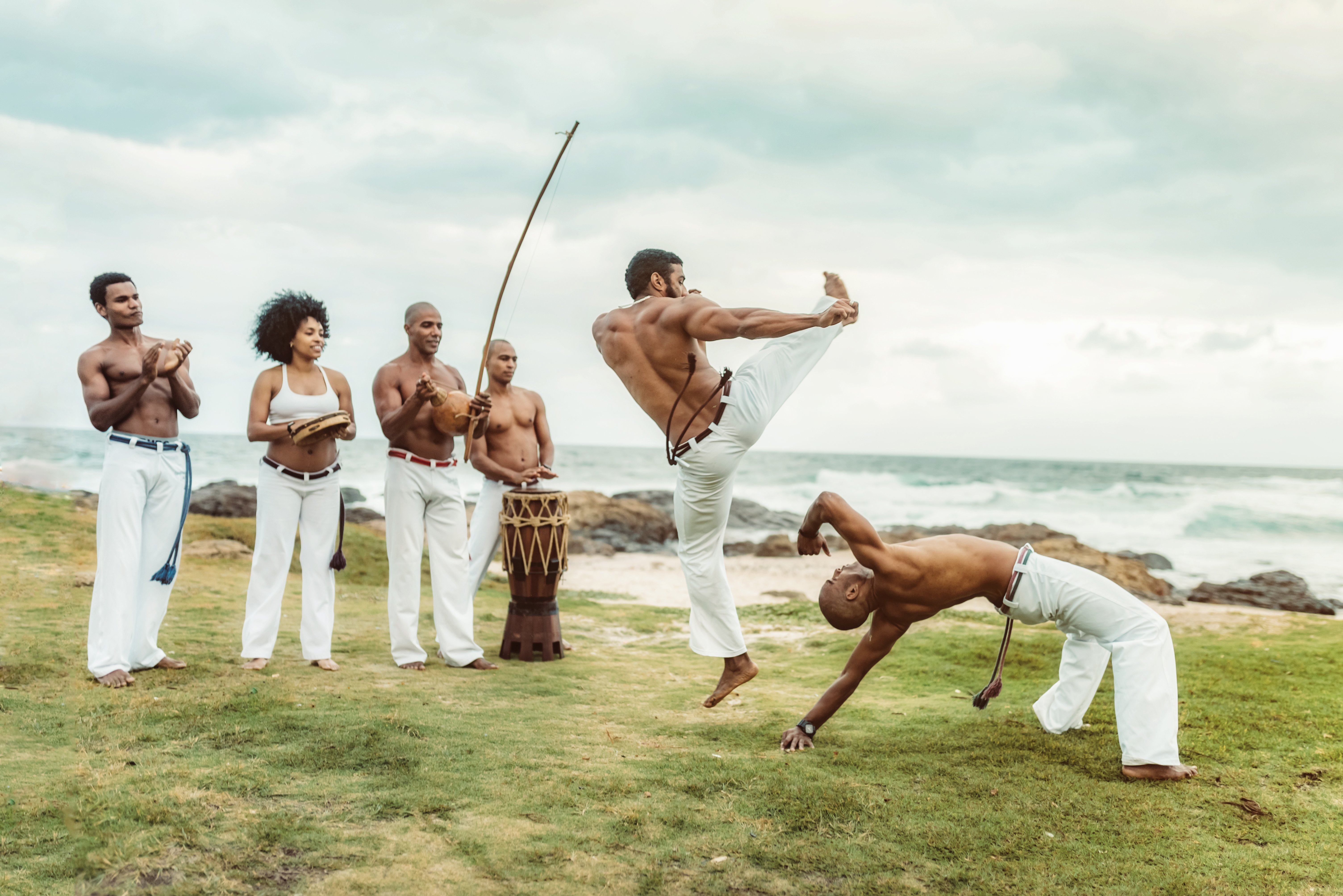 Group of preformers doing Capoeira.