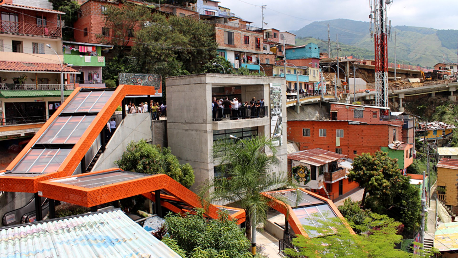 Emma Cottis - Outdoor Escalators in Medellin, Colombia