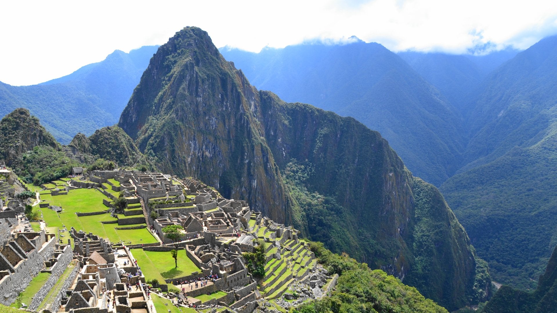 Machu Picchu: Ancient city of the Inca.