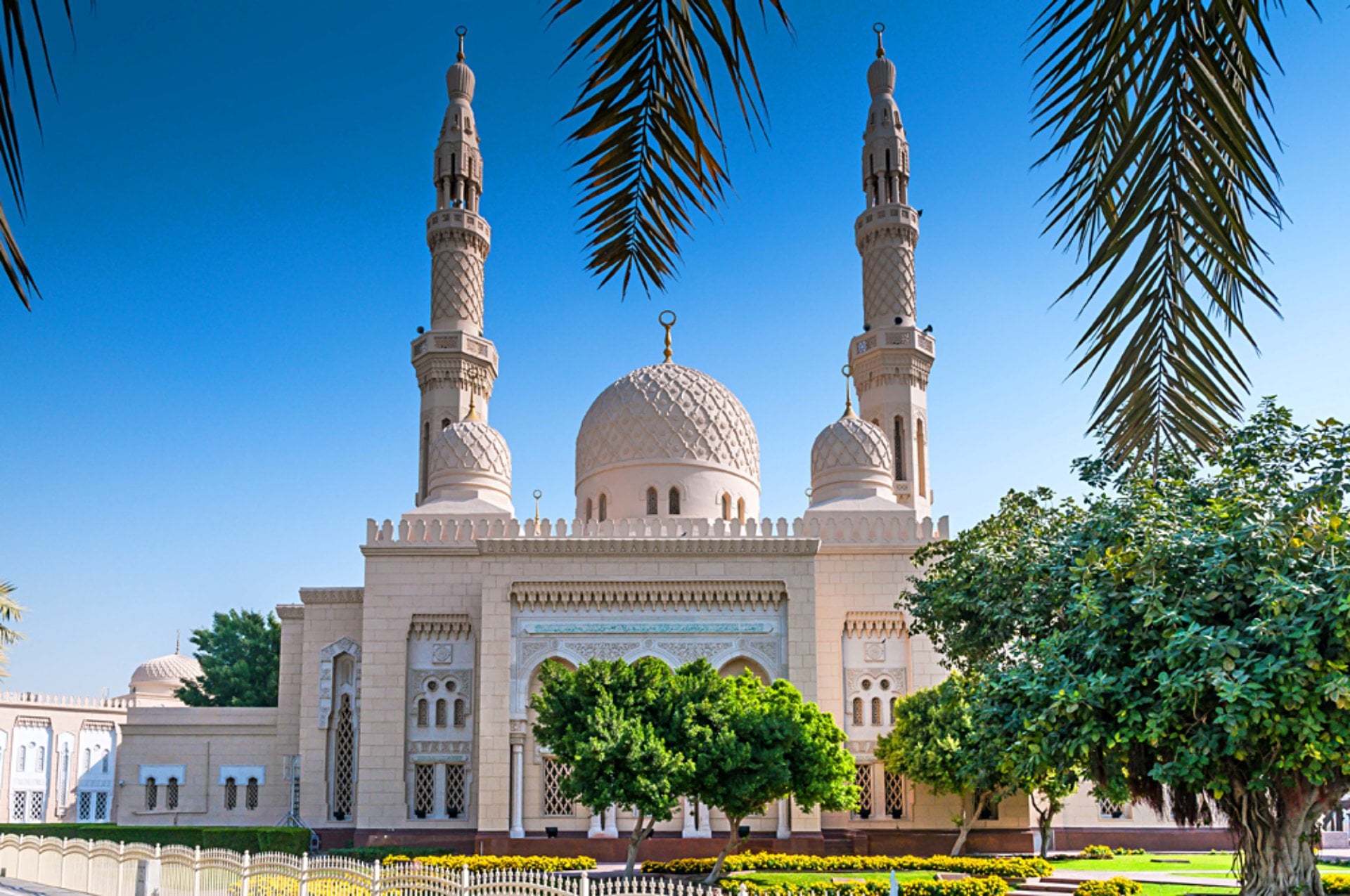 Jumeirah Mosque in Dubai, United Arab Emirates (UAE)
