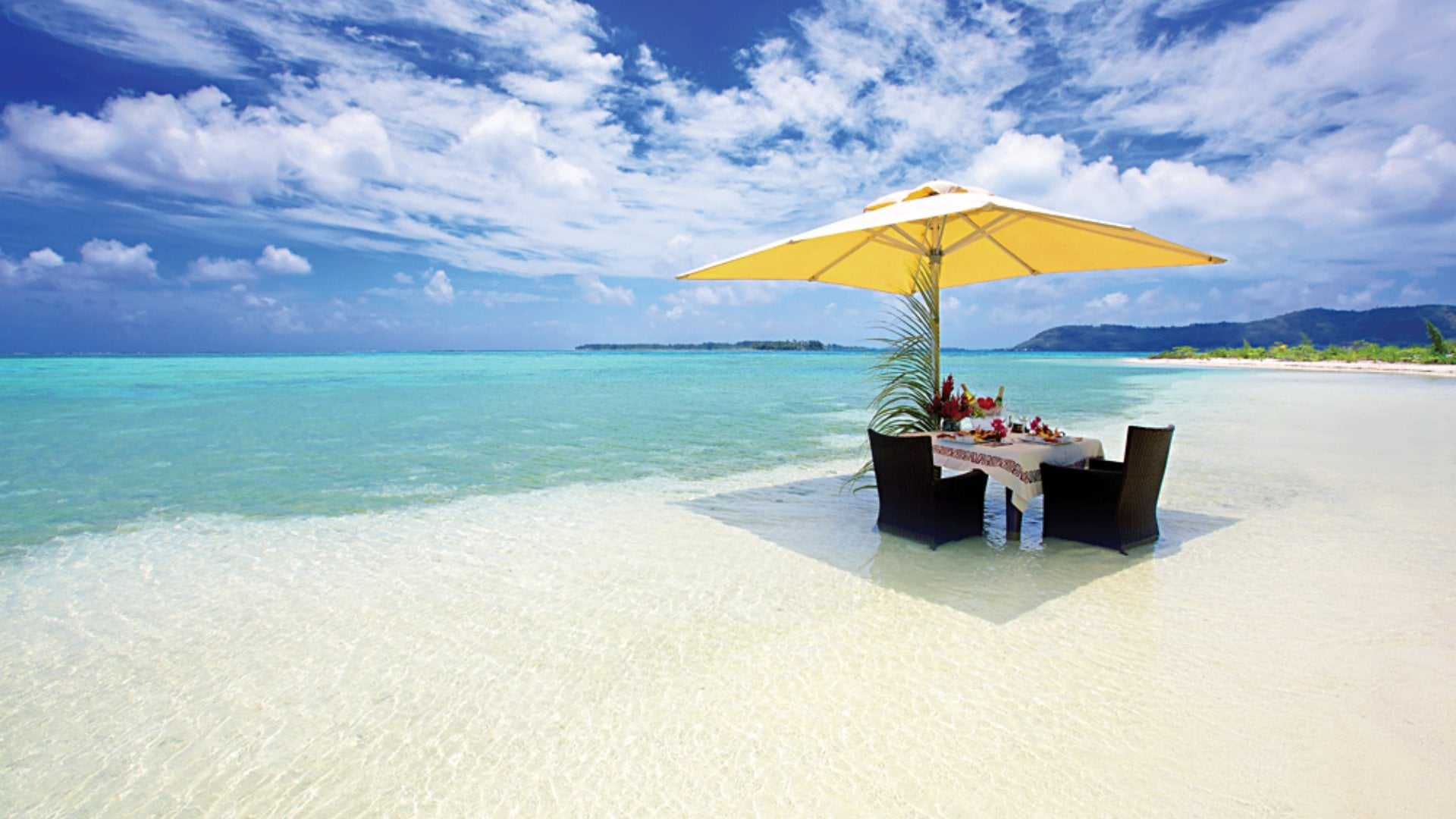 Motu Picnic at Hilton Bora Bora, Tahiti (French Polynesia)