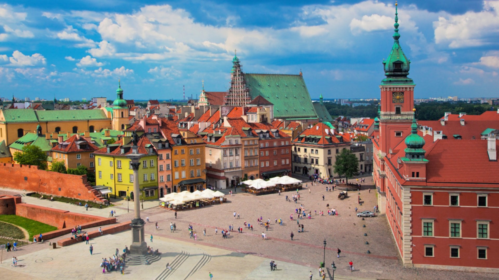 Royal Castle and Sigismund's Column in Old Town, Warsaw, Poland 