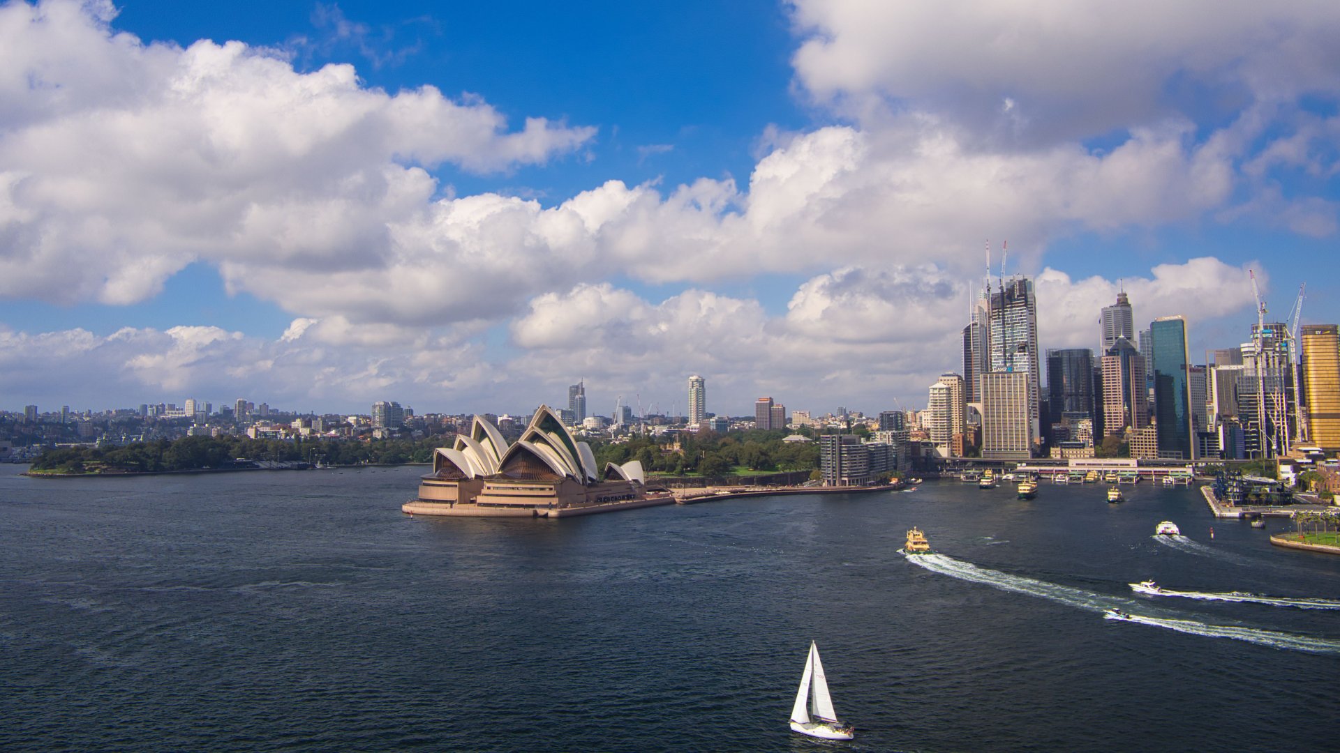 Sydney Harbour - Opera House