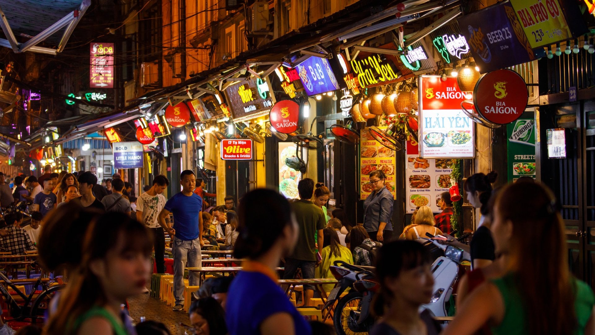 The nightlife at the city center of Hanoi in Vietnam