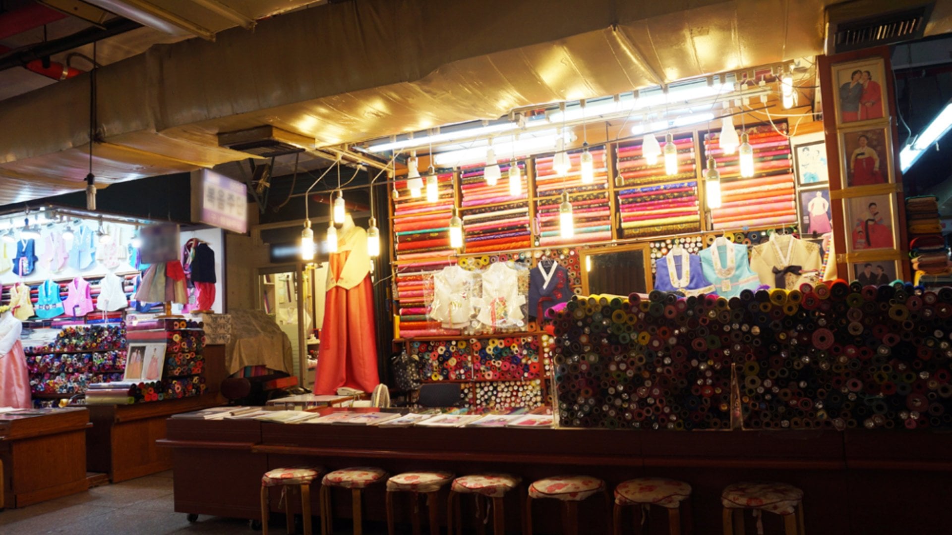 Traditional Korean wedding clothes sold in Gwangjang Market in Seoul, Korea