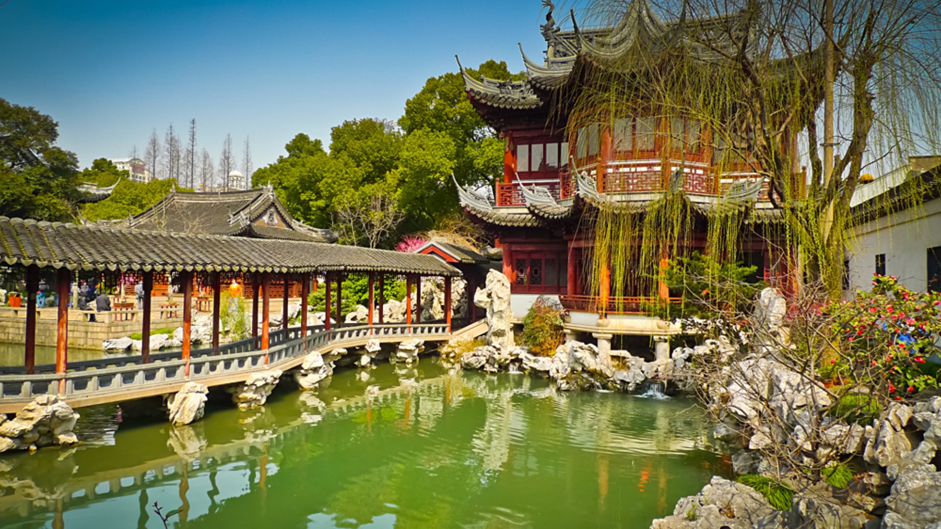 Traditional Pavilions in Yu Yuan Gardens, Shanghai, China