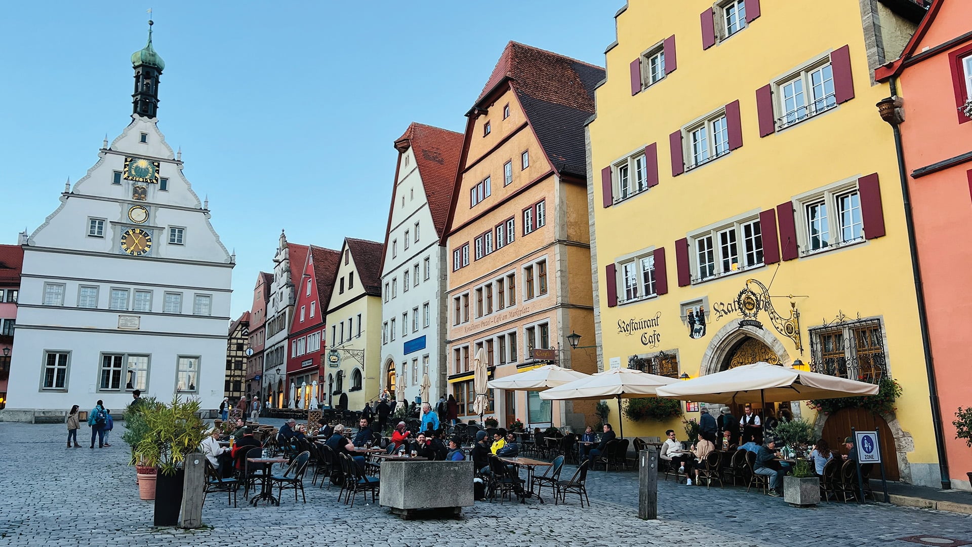 Typical houses in the old town, Rothenburg ob der Tauber, Germany