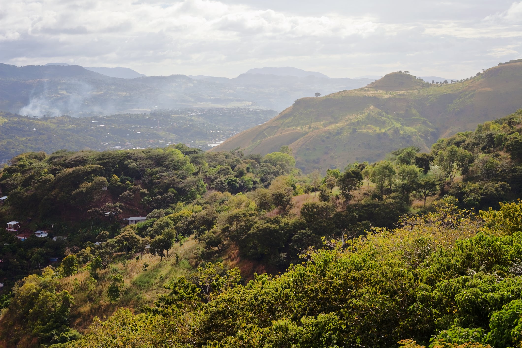 Looking over the hills to the west of Matagalpa, in northeastern Nicaragua.