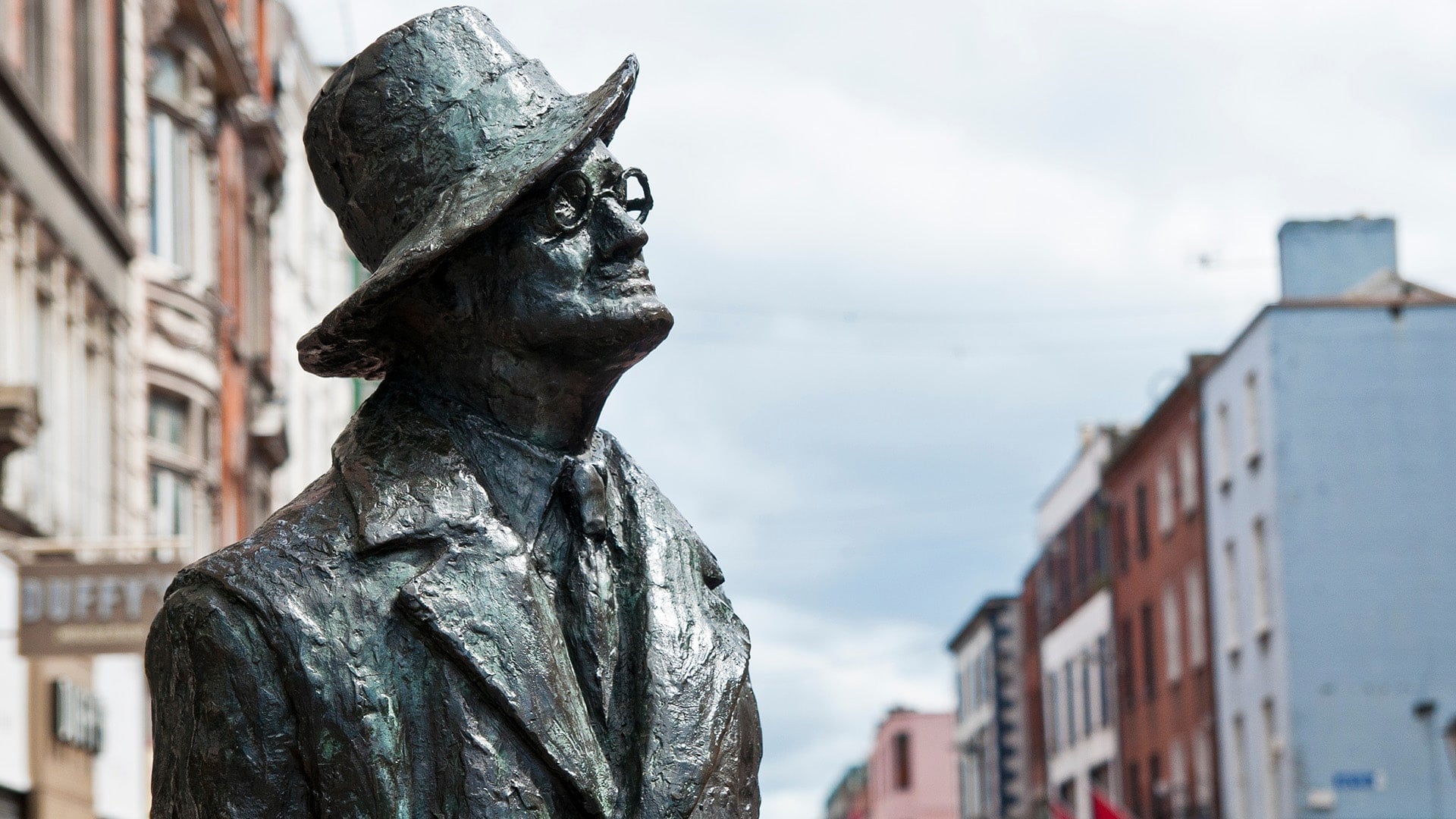 A statue of James Joyce