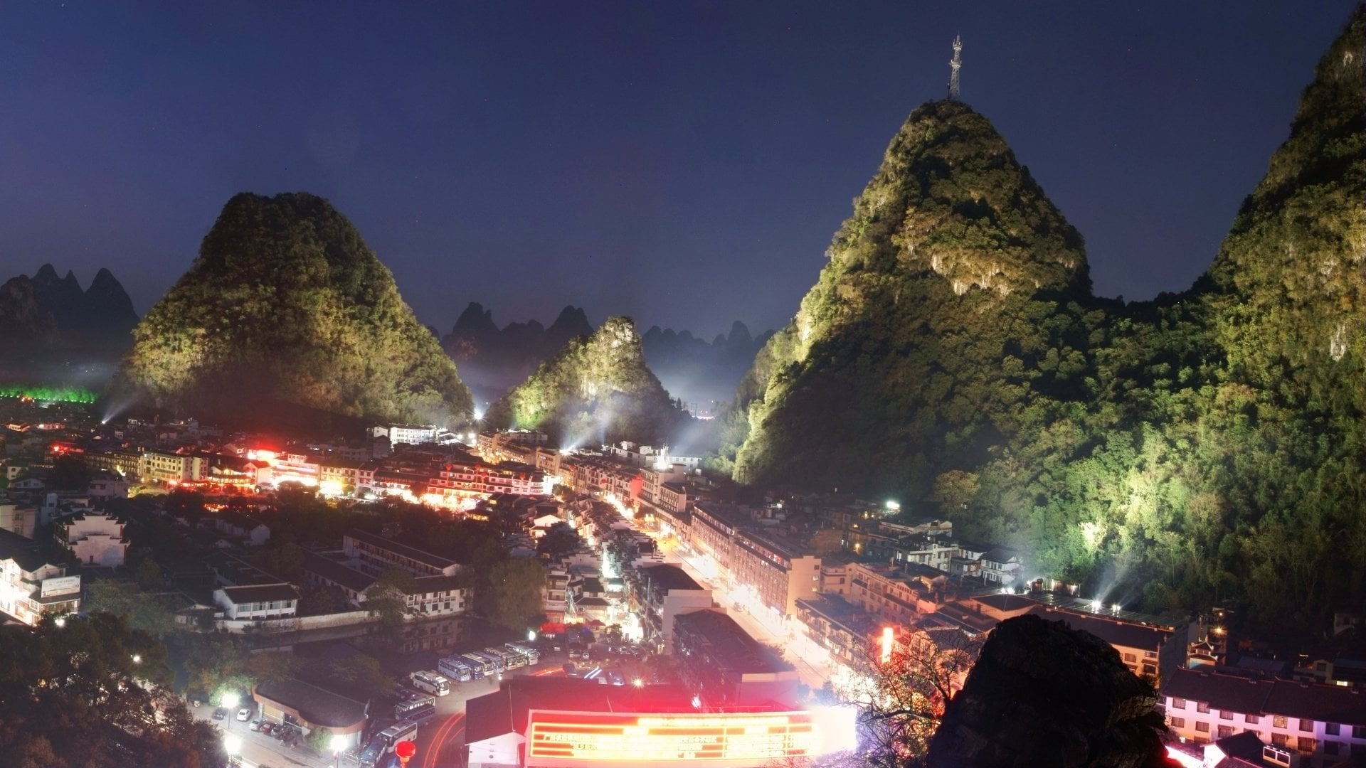 Night view of Yangshuo Night view of Yangshuo
