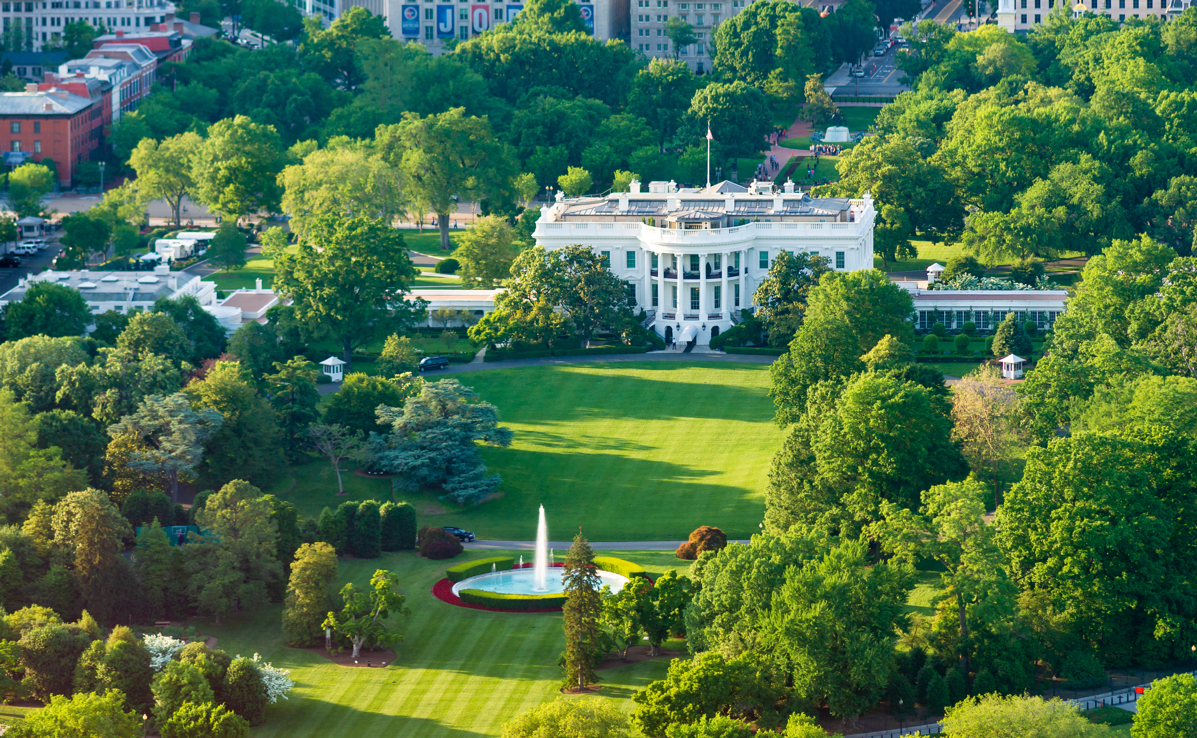 The aerial view of South Façade of White House